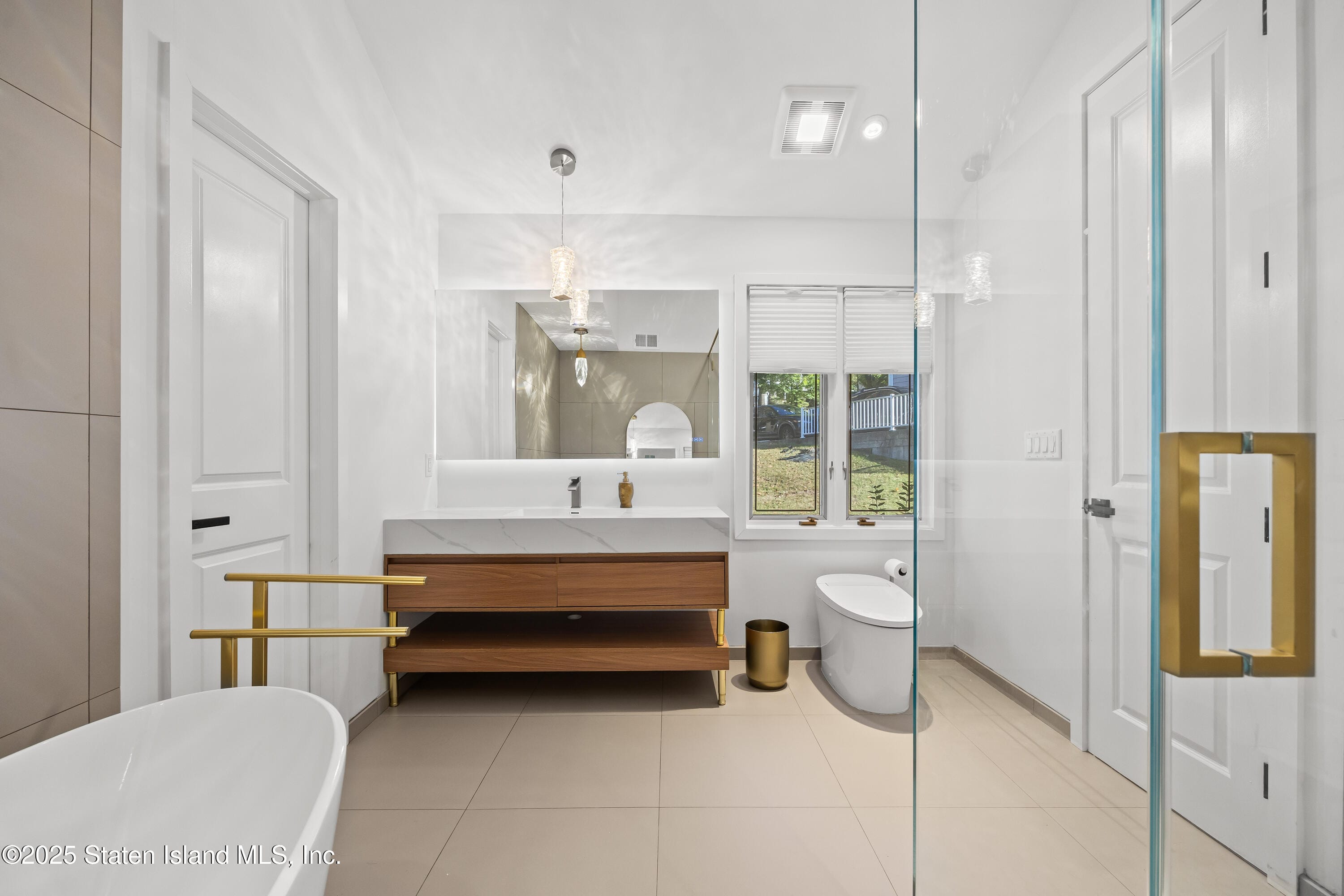 2 Wards Point Avenue, Staten Island, NY, 10307 image 29