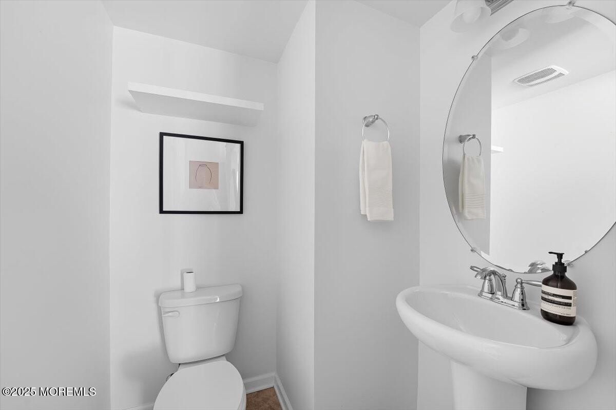 10 Halfmoon Court 1103, Highlands, NJ, 07732 image 16