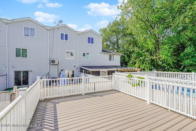 499 Medina Street, Staten Island, NY, 10306 image 24