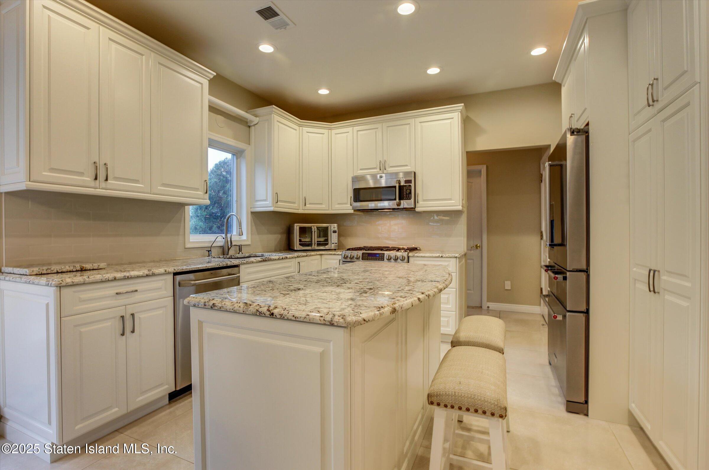 139 Finlay Street, Staten Island, NY, 10307 image 11