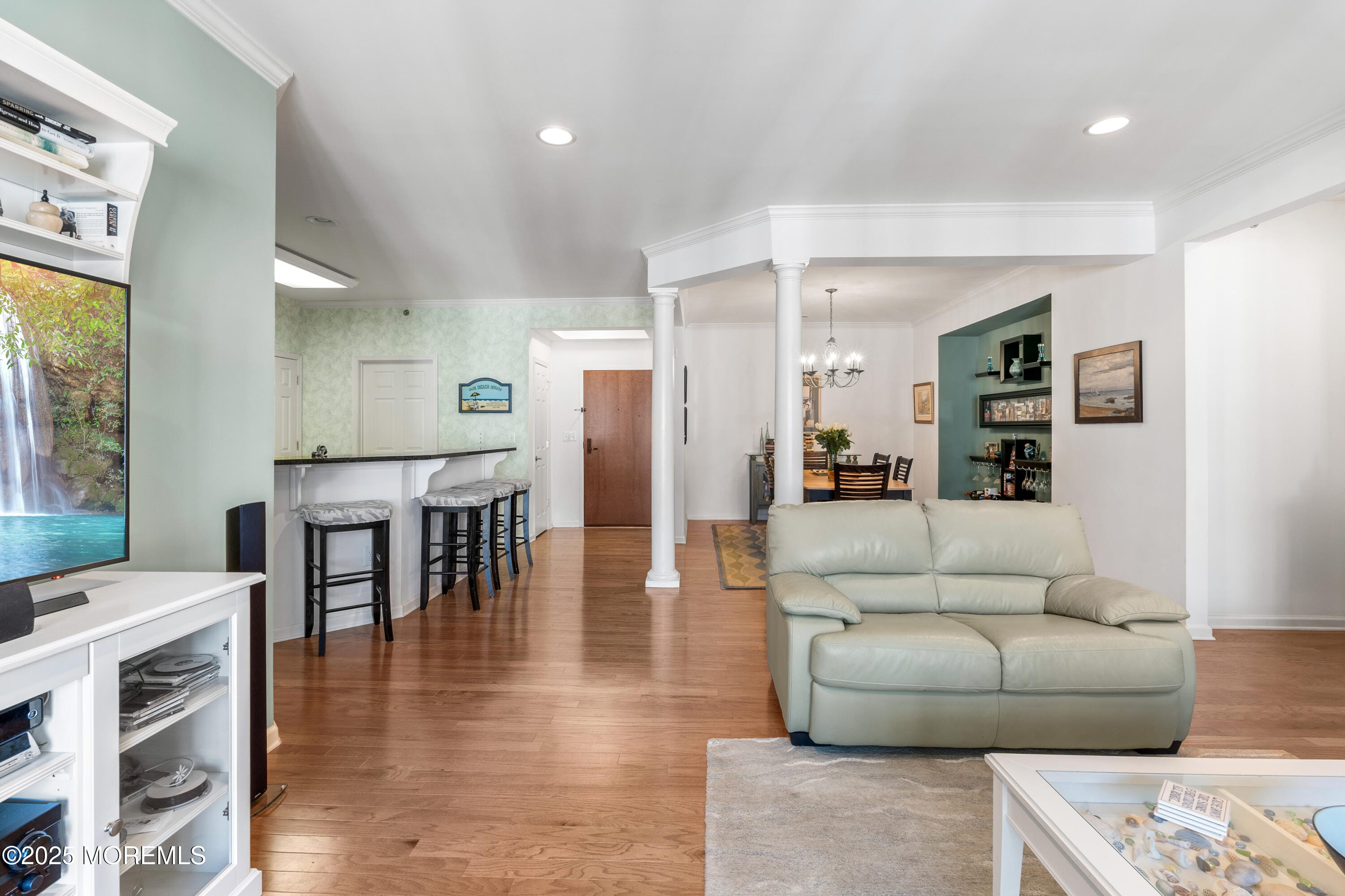 33 Cooper Avenue 410 Image 4