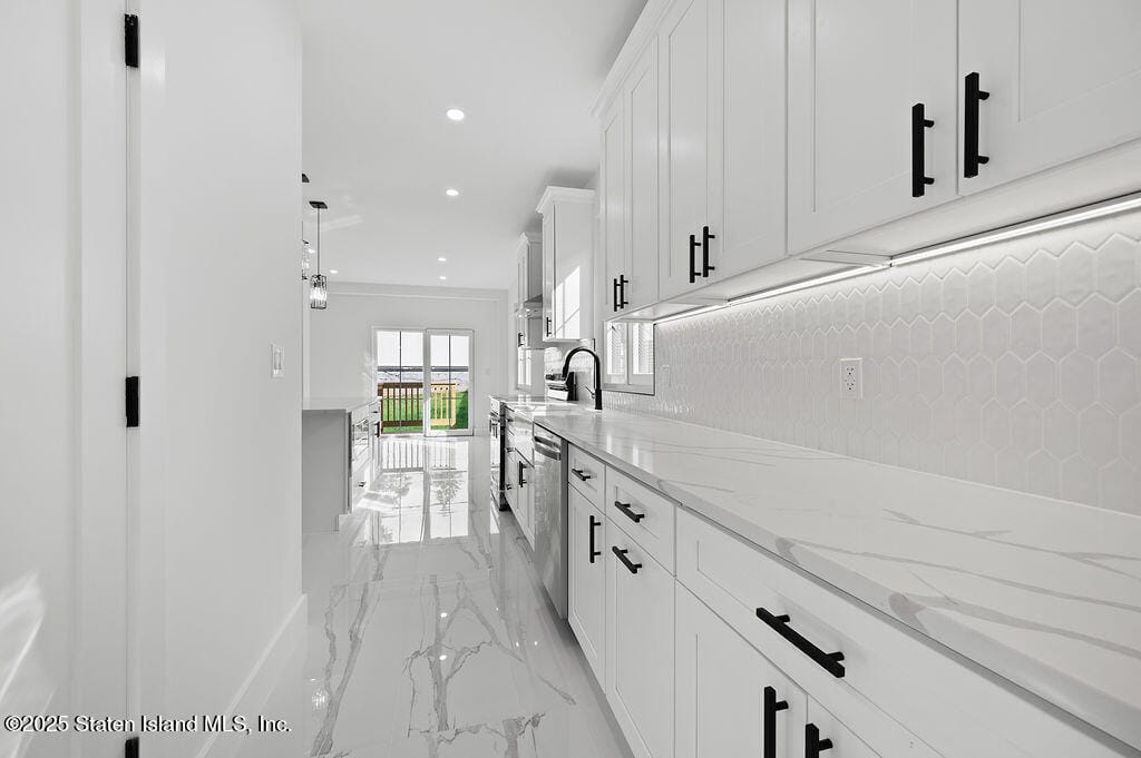 5635 Amboy Road, Staten Island, NY, 10309 image 9