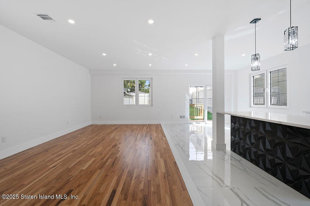 5635 Amboy Road, Staten Island, NY, 10309 image 10