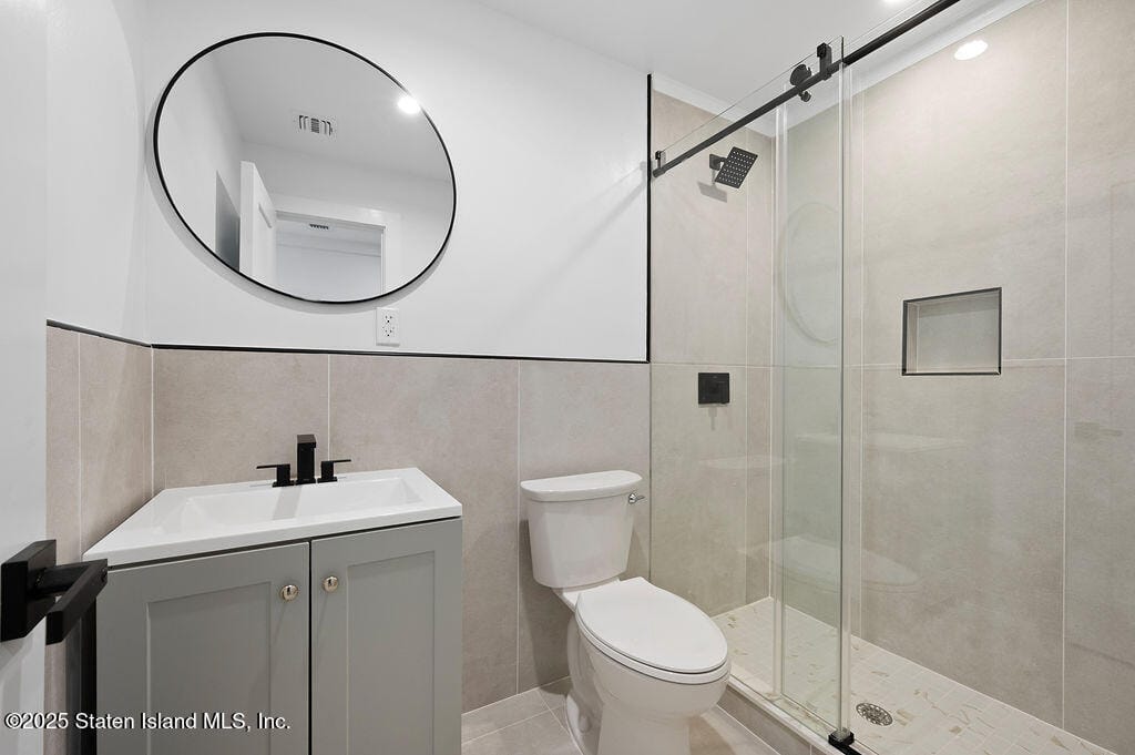 5635 Amboy Road, Staten Island, NY, 10309 image 15