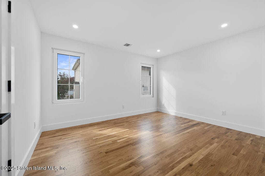 5639 Amboy Road, Staten Island, NY, 10309 image 22