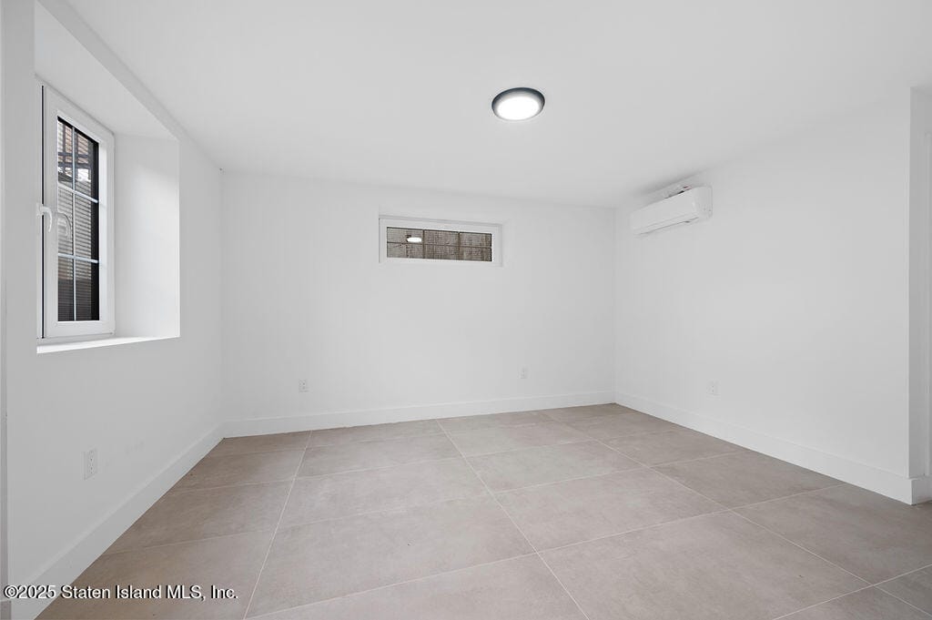 5639 Amboy Road, Staten Island, NY, 10309 image 28