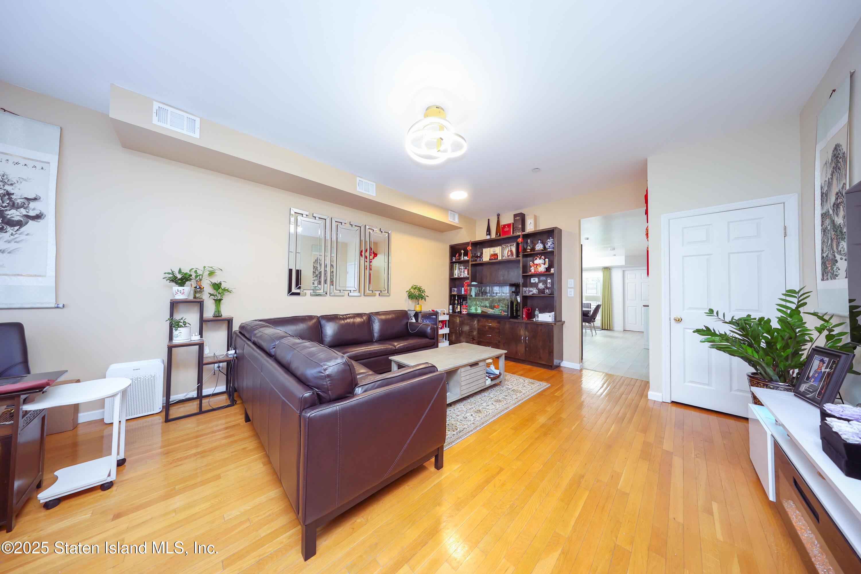 103 Townsend Avenue, Staten Island, NY, 10304 image 8