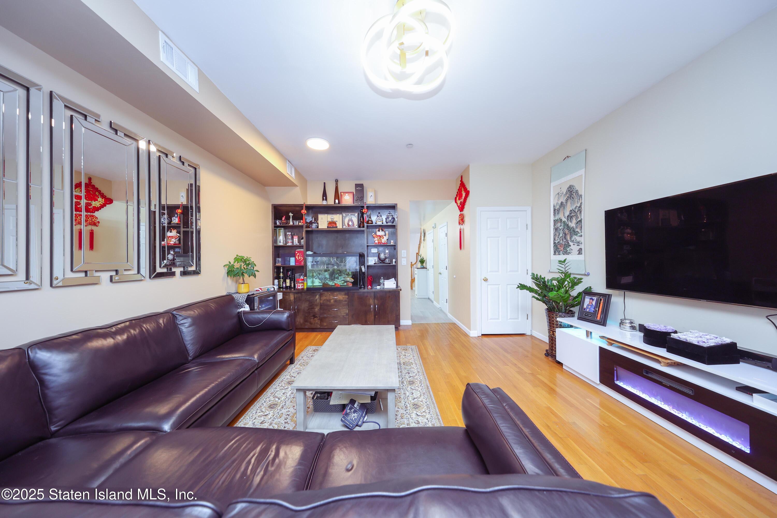 103 Townsend Avenue, Staten Island, NY, 10304 image 9