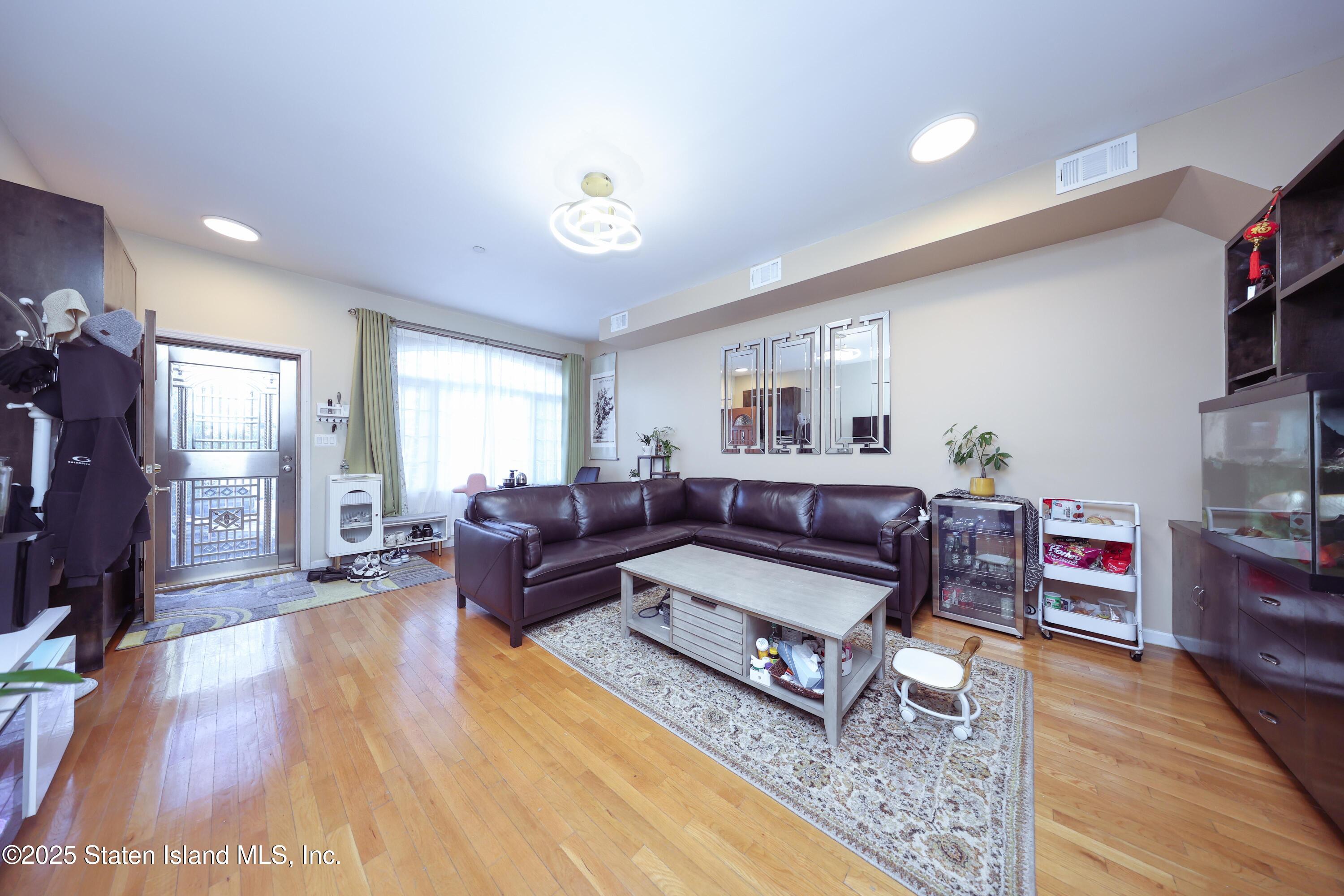 103 Townsend Avenue, Staten Island, NY, 10304 image 11