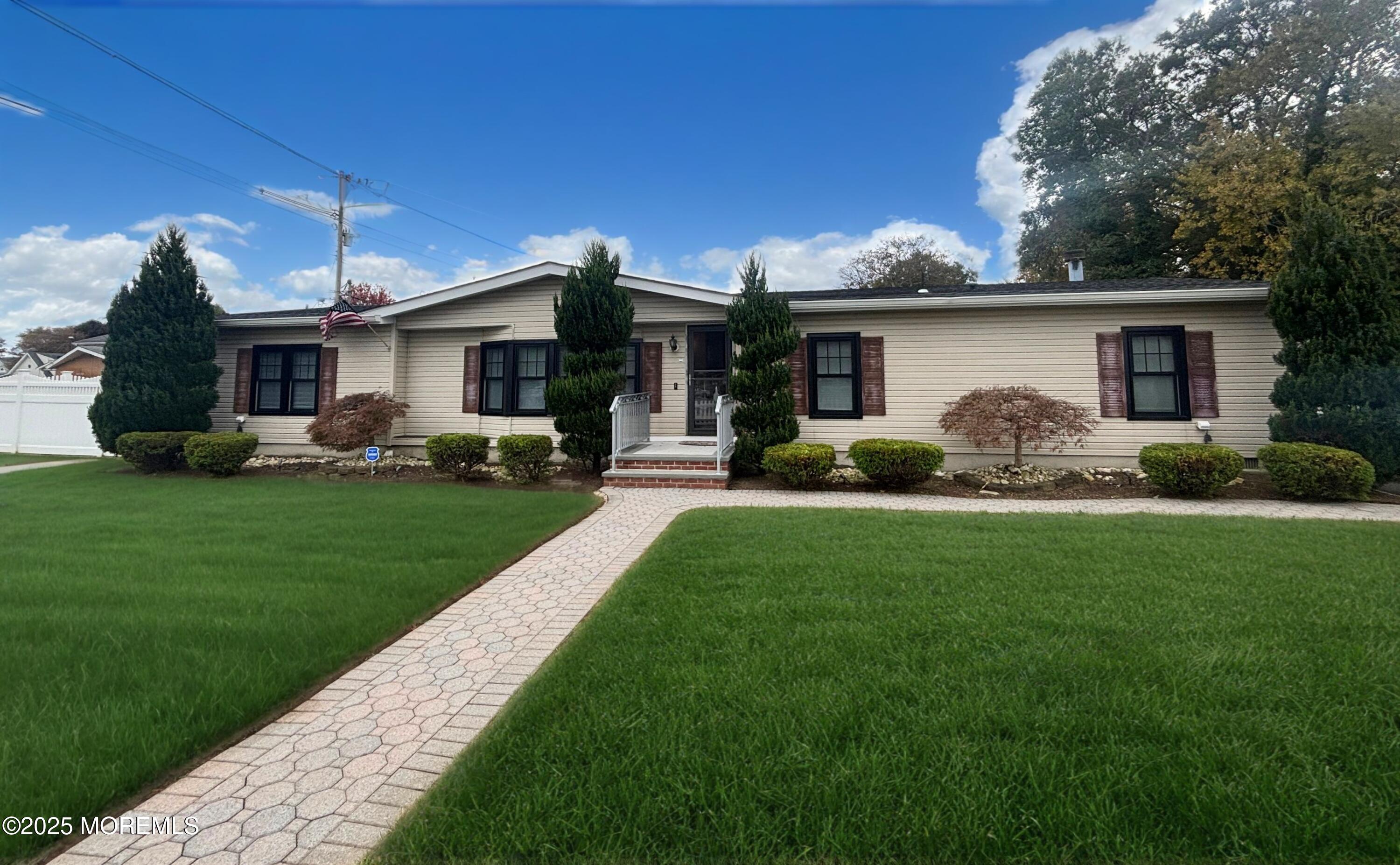 136 Sycamore Avenue, North Middletown, NJ, 07748