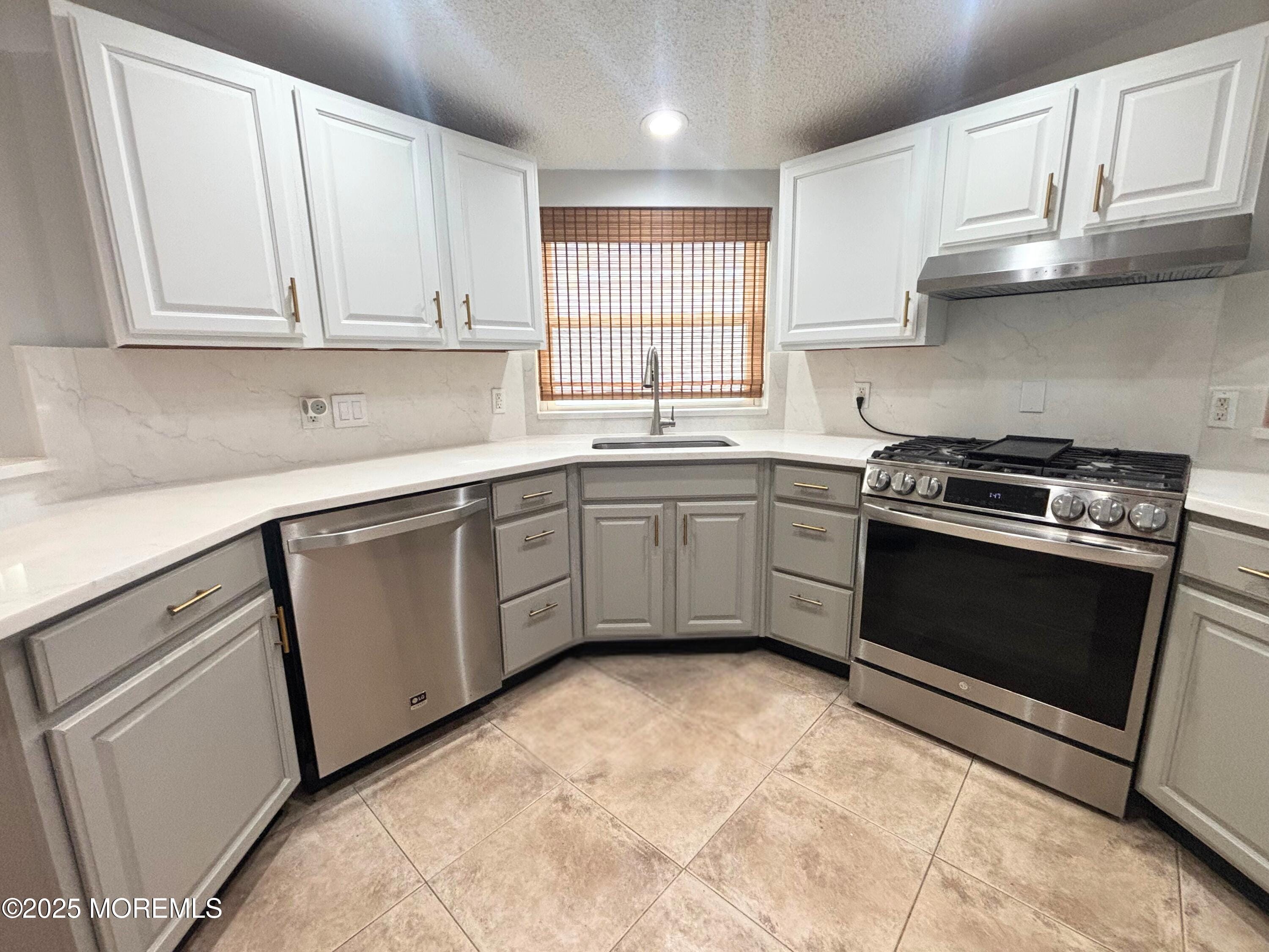 136 Sycamore Avenue Image 2