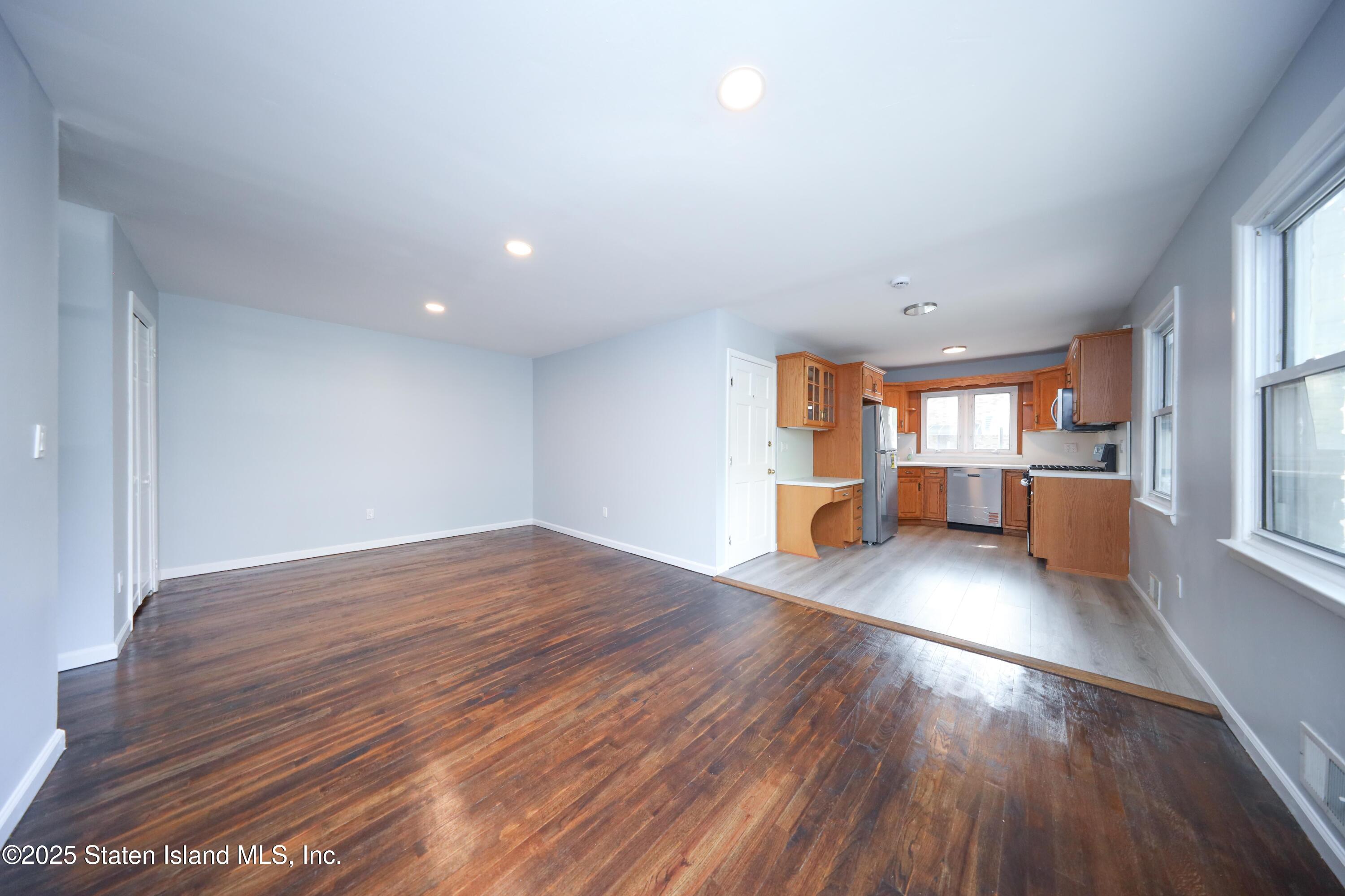 2 Remsen Street, Staten Island, NY, 10304 image 9