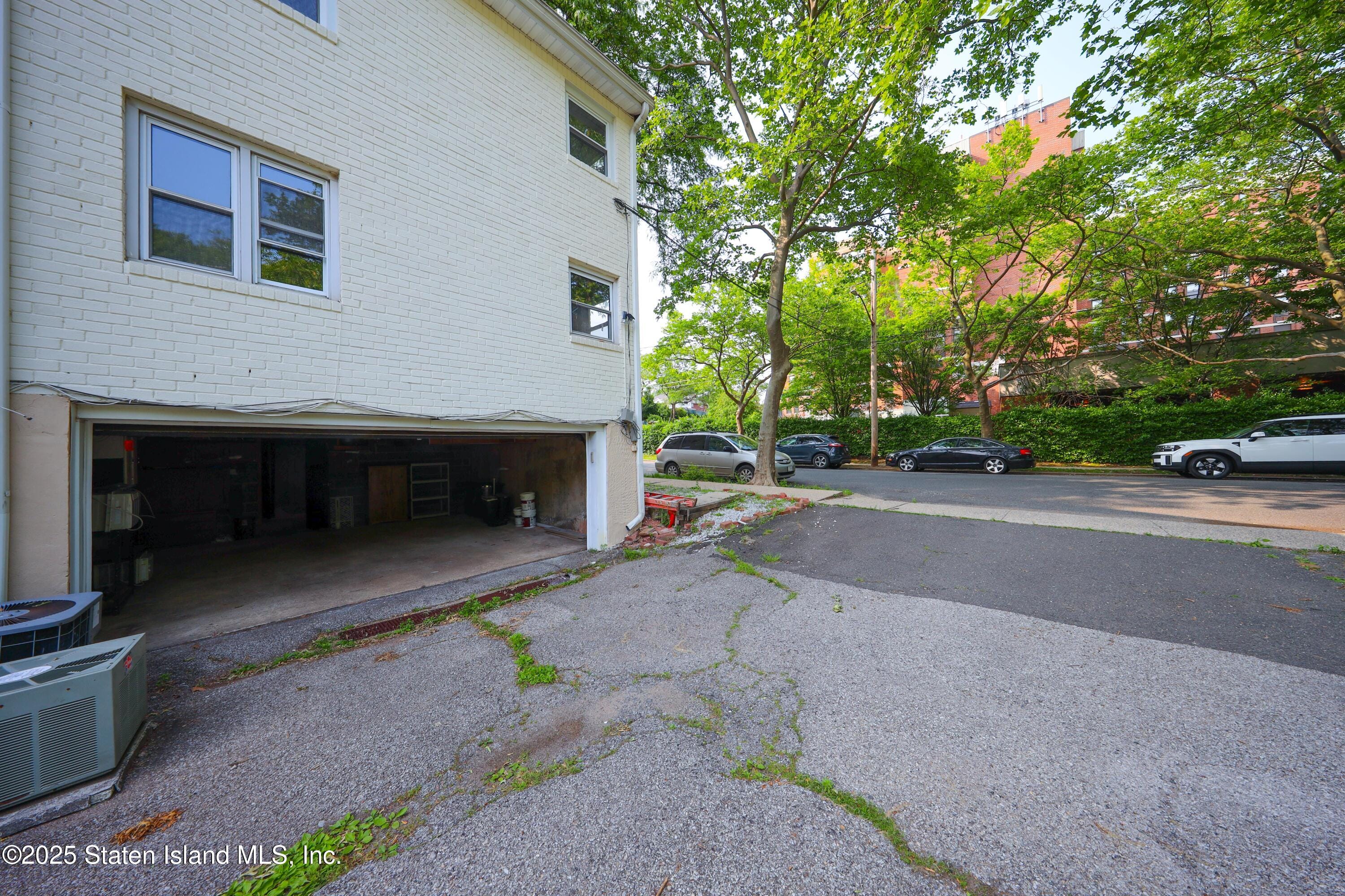 2 Remsen Street, Staten Island, NY, 10304 image 26