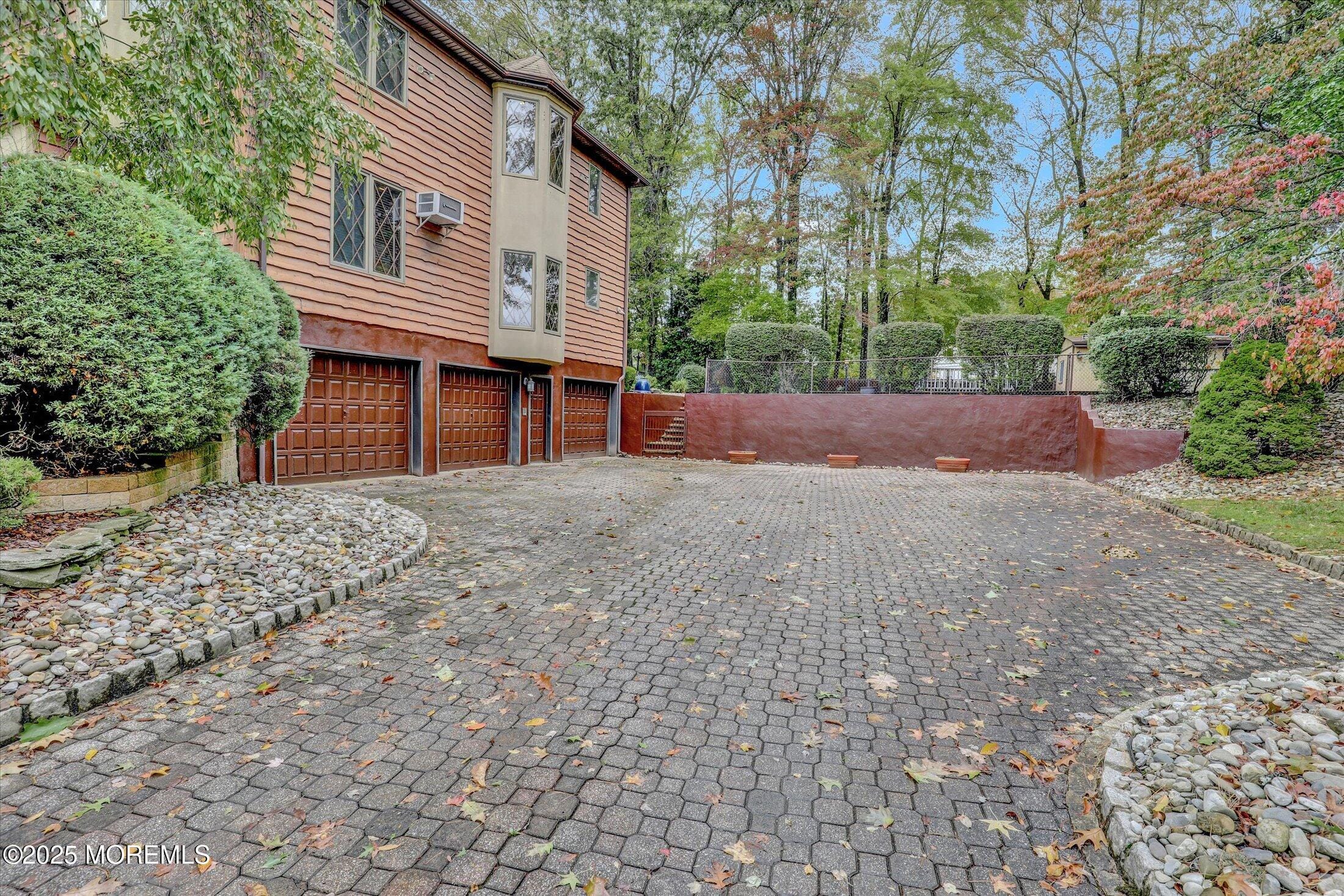 17 Emerald Drive, Morganville, NJ, 07751 image 67