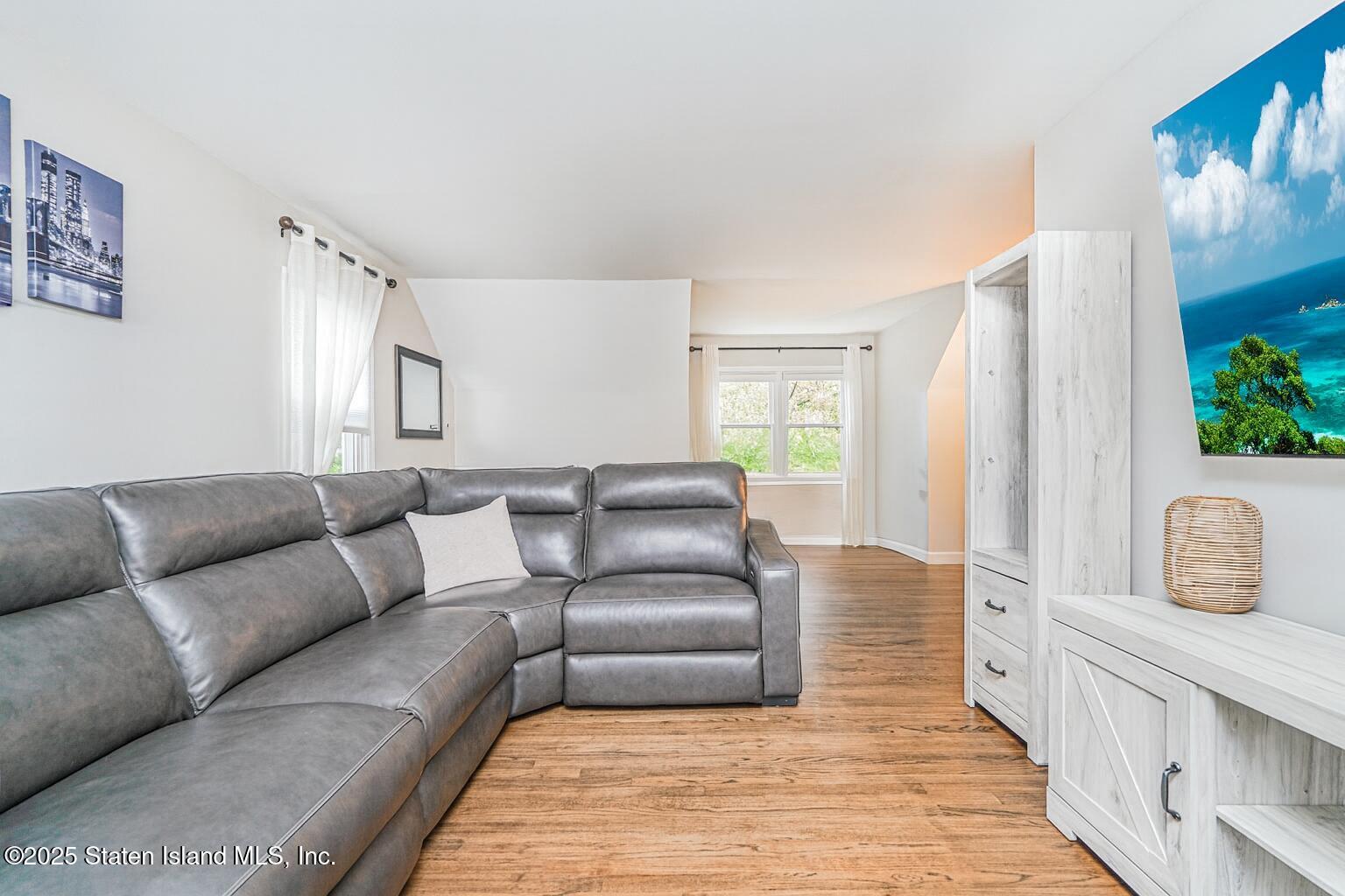 159 Vermont Avenue, Staten Island, NY, 10305 image 17