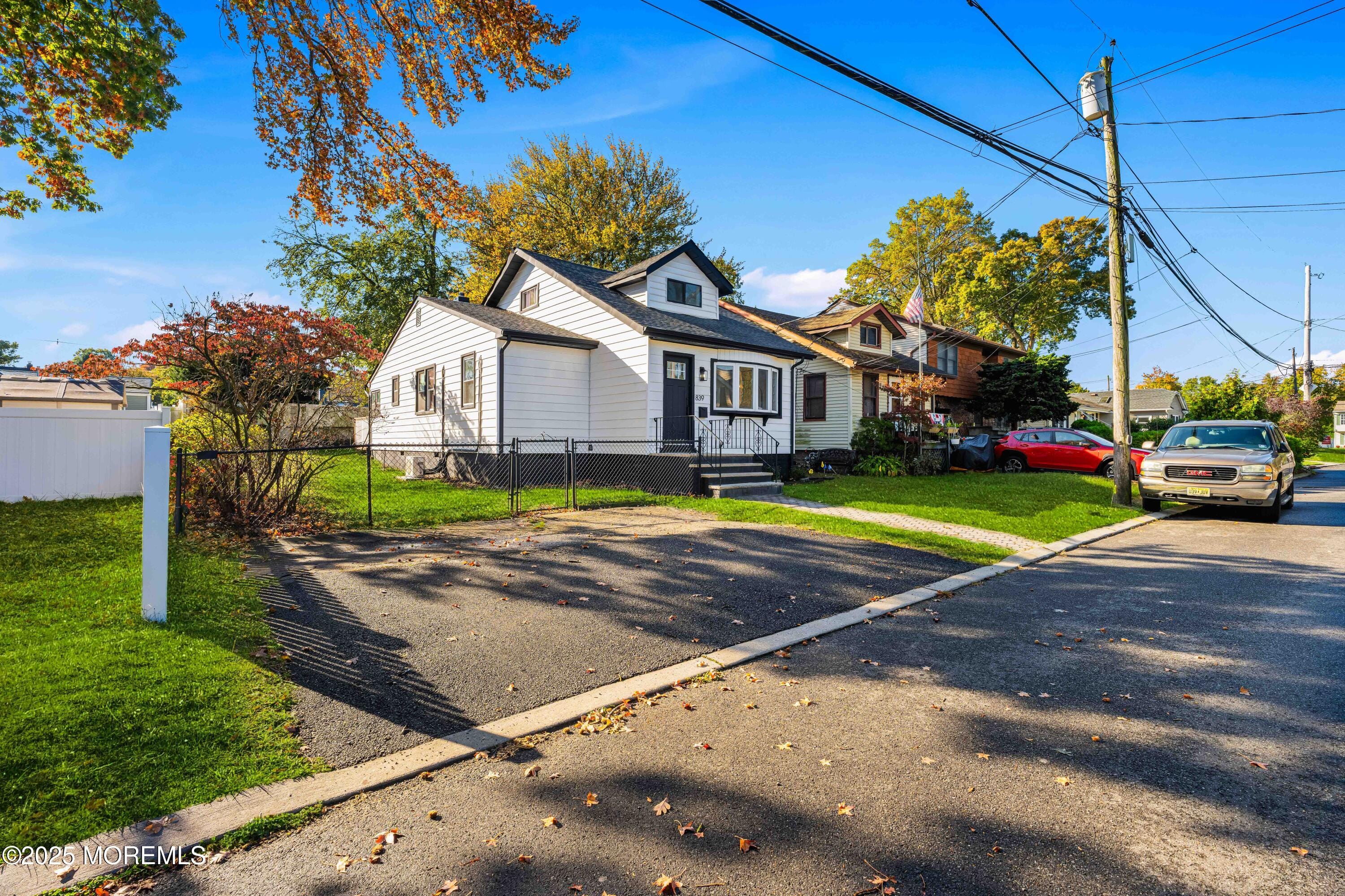 839 Brookside Avenue Image 3