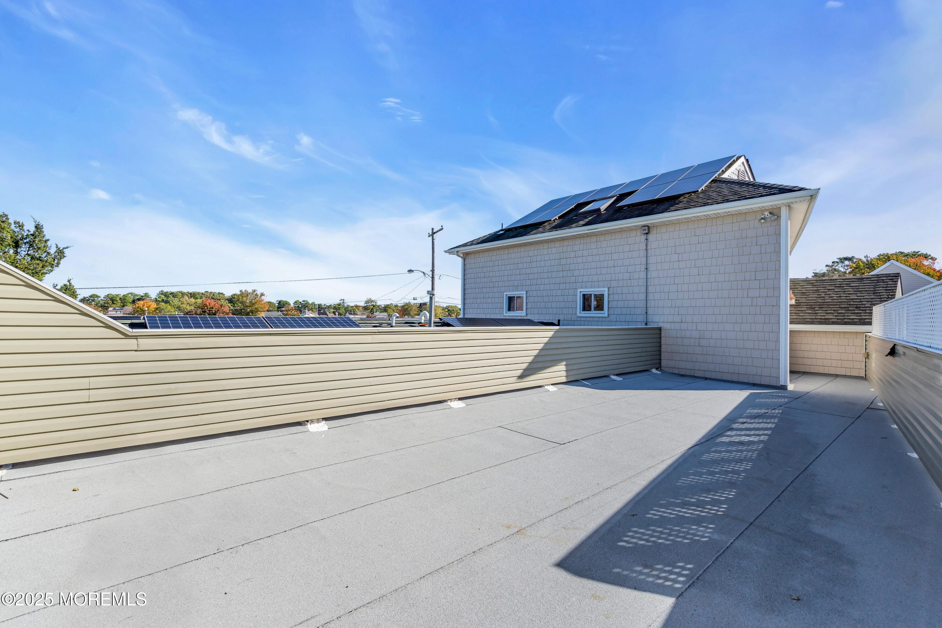 101 Clearwater Drive Image 4
