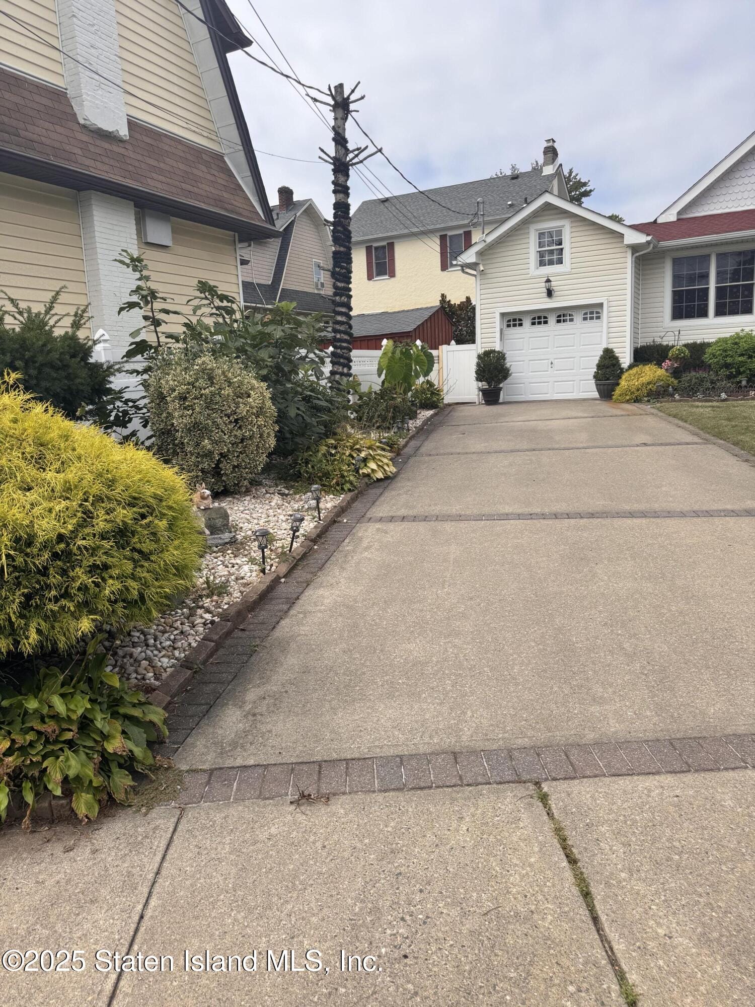 109 Saint Stephens Place Image 2