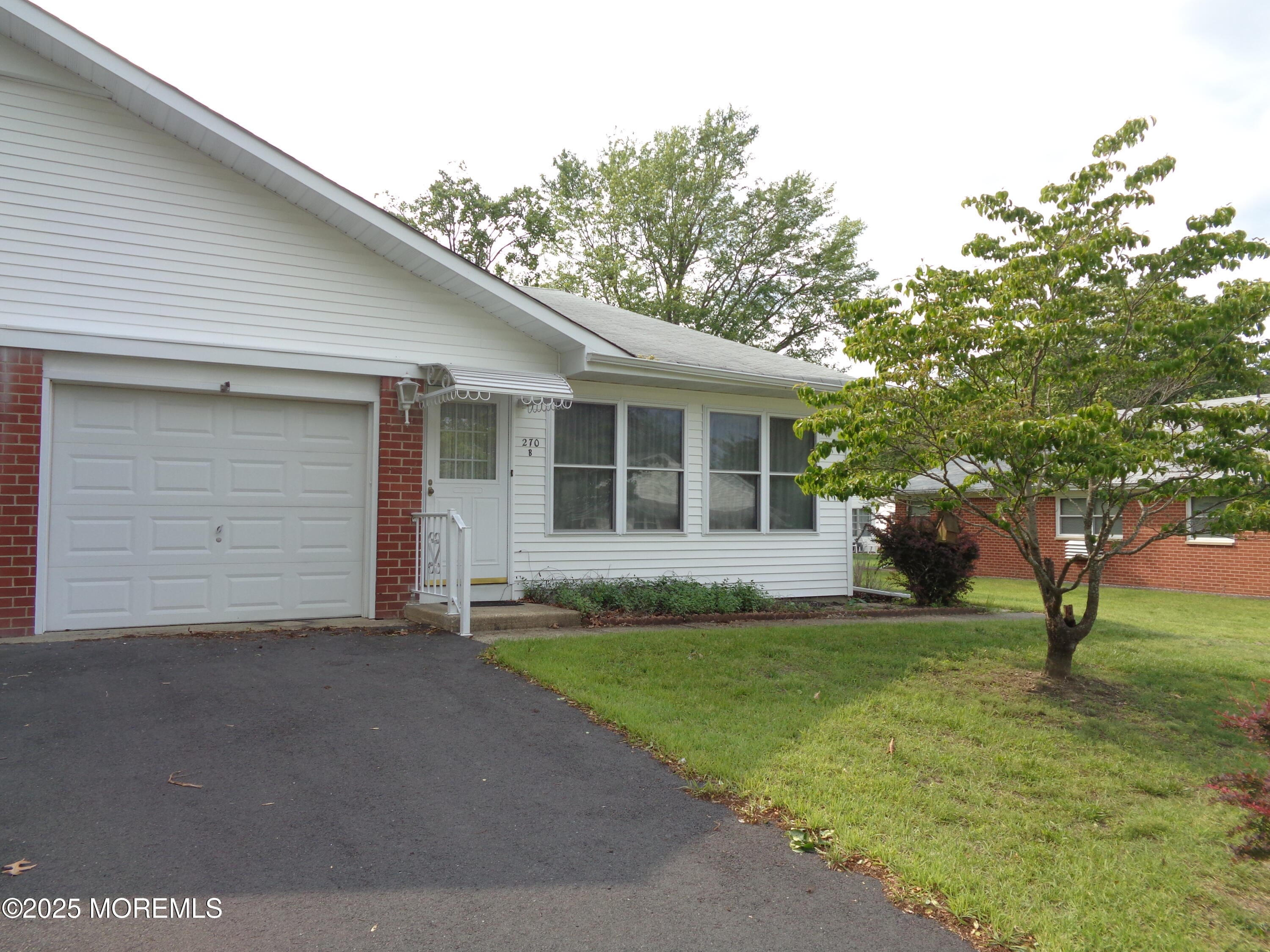 270 B Aster Place Image 1