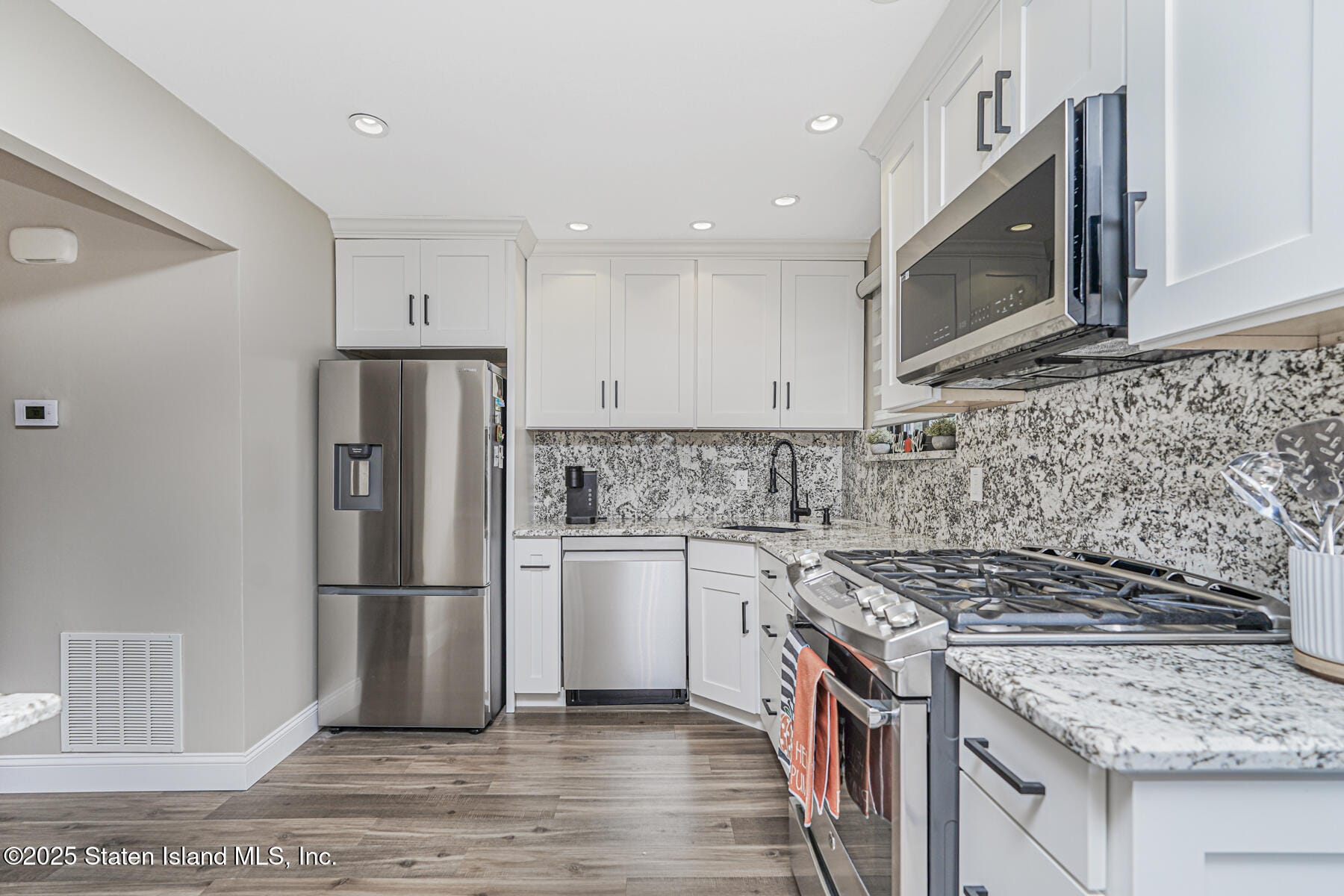 27 Berry Court, Staten Island, NY, 10309 image 15