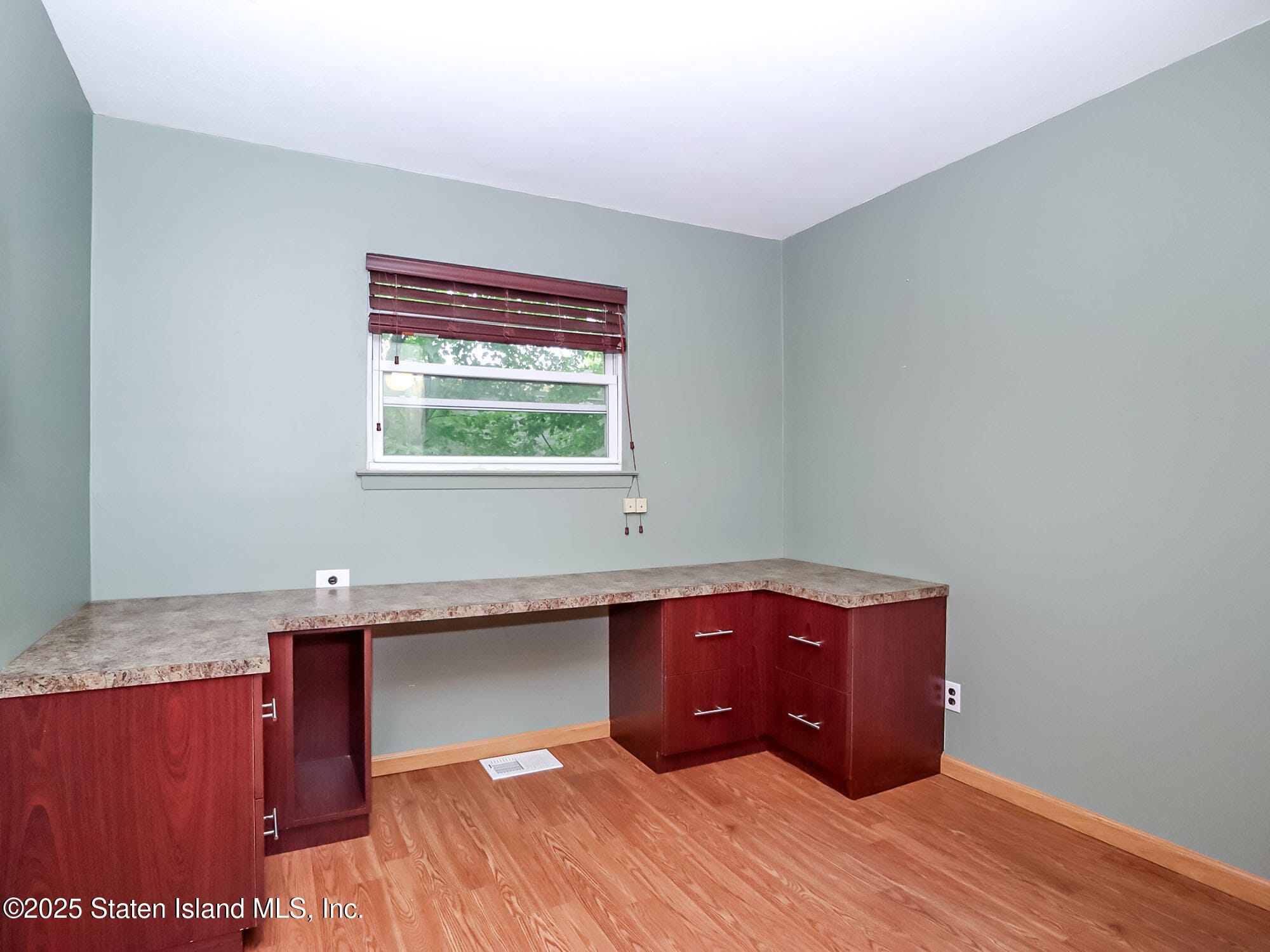 264 Timber Ridge Drive, Staten Island, NY, 10306 image 15