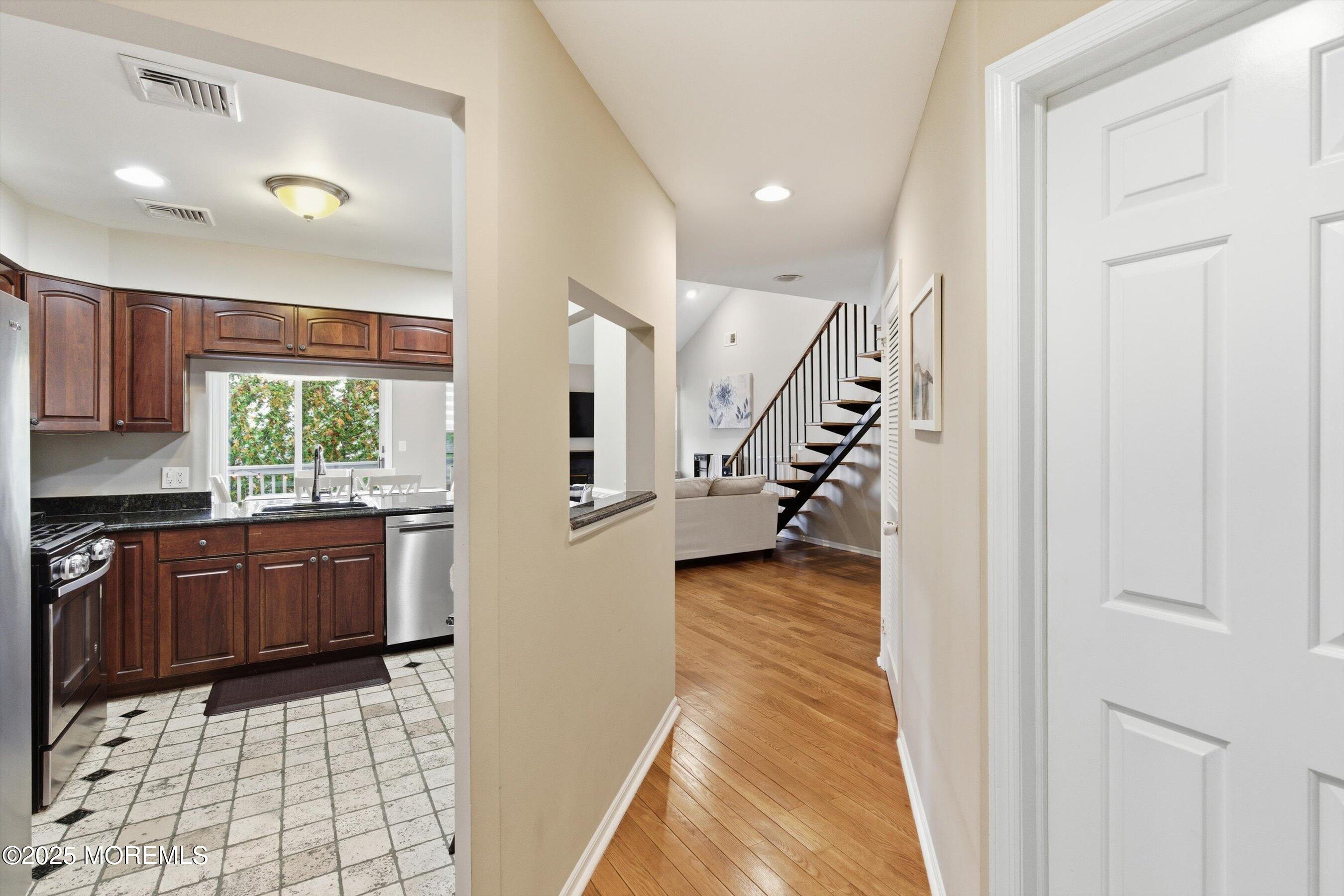 122 Quartz Lane, Paterson, NJ, 07501 image 24