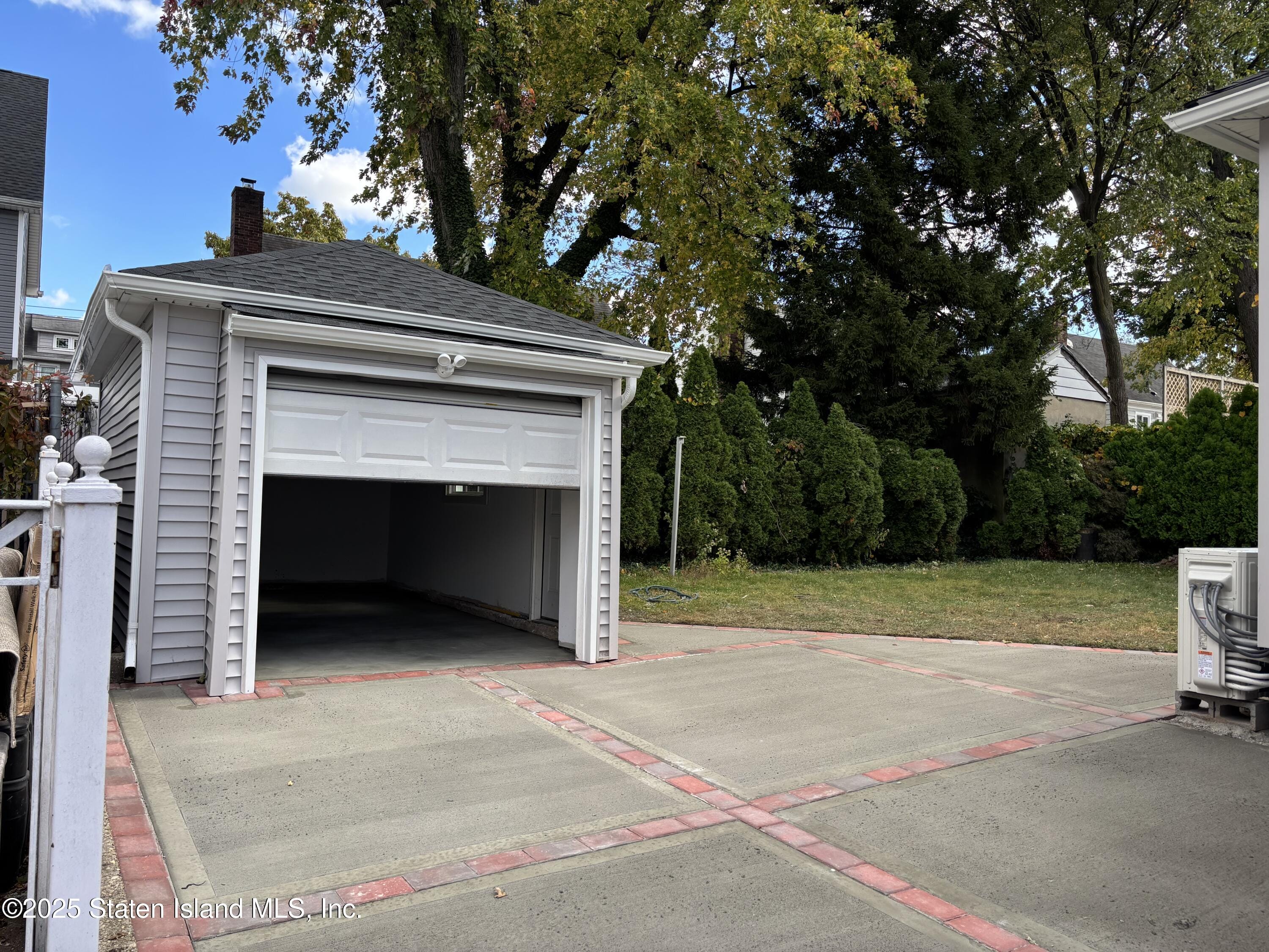 677 Bement Avenue, Staten Island, NY, 10310 image 33