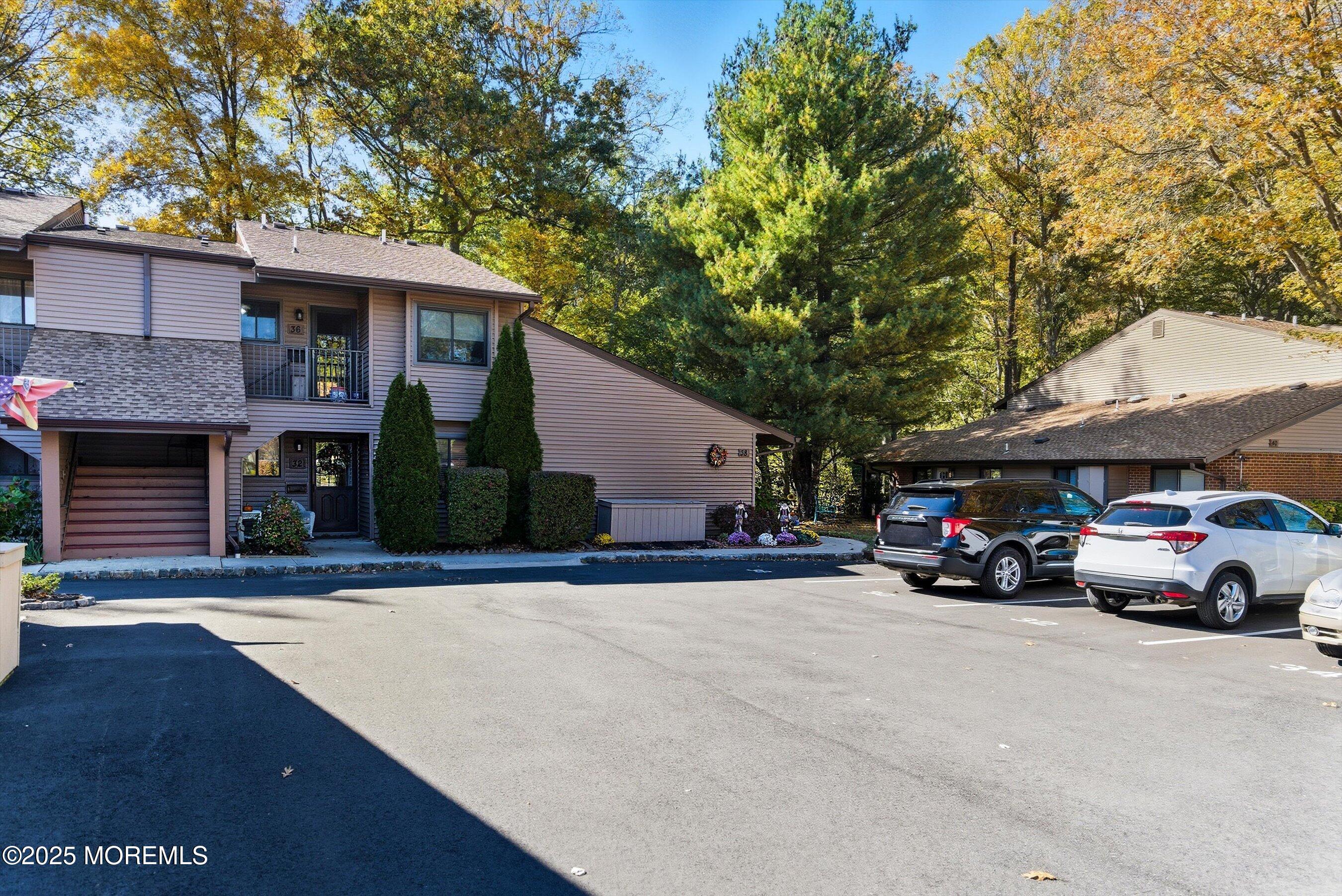 32 Ellsworth Court Image 2