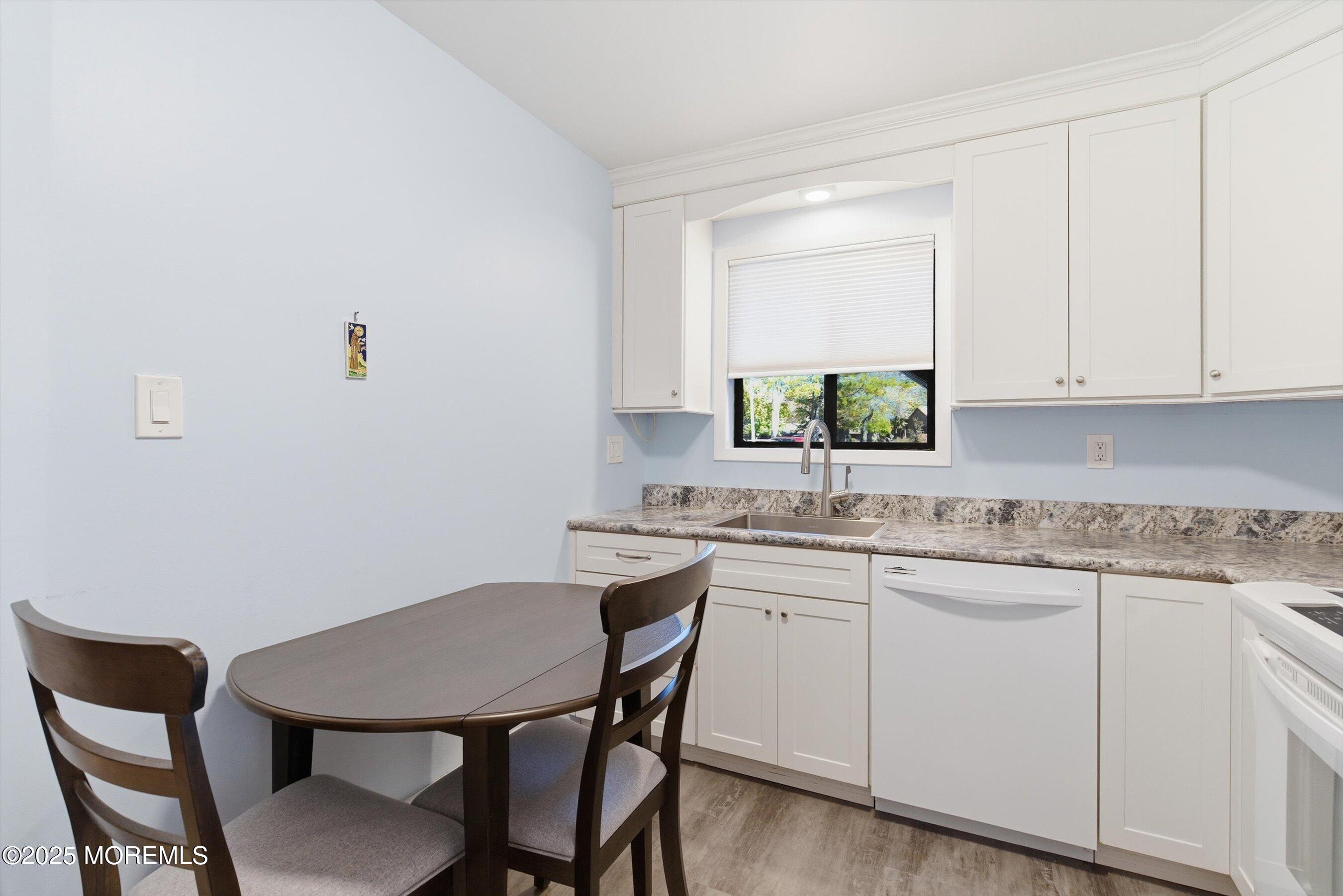 32 Ellsworth Court Image 4