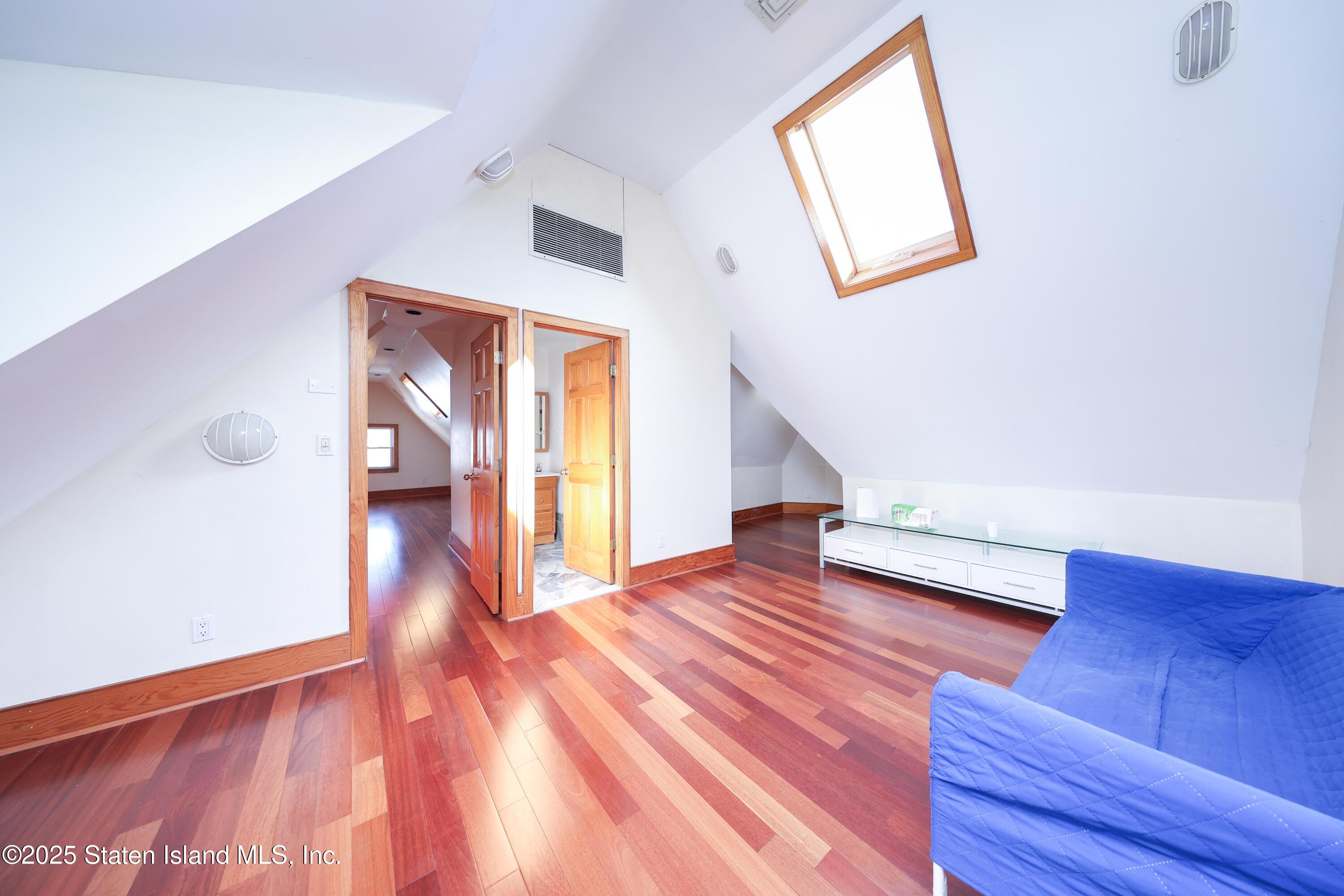 111 Liberty Avenue, Staten Island, NY, 10304 image 12