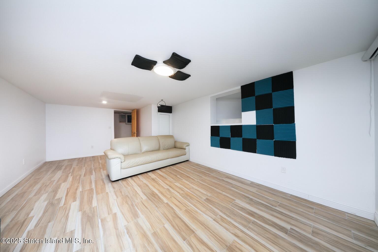 111 Liberty Avenue, Staten Island, NY, 10304 image 30