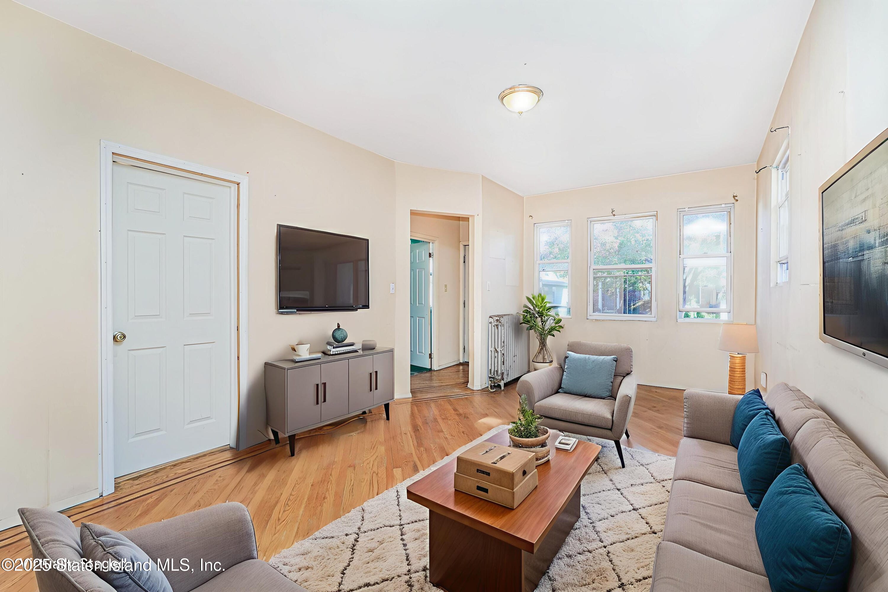 252 Dickie Avenue Image 4