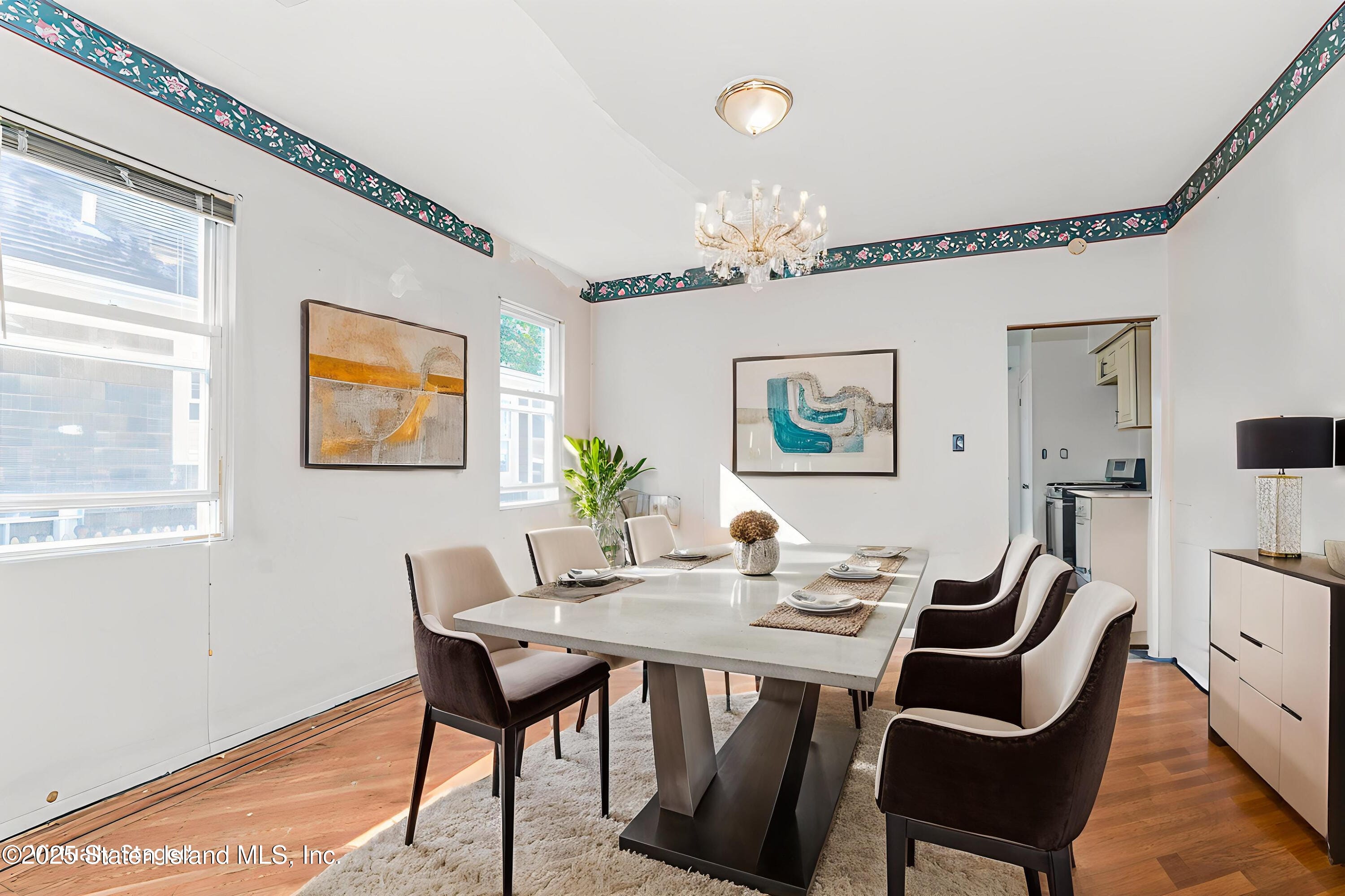 252 Dickie Avenue Image 5