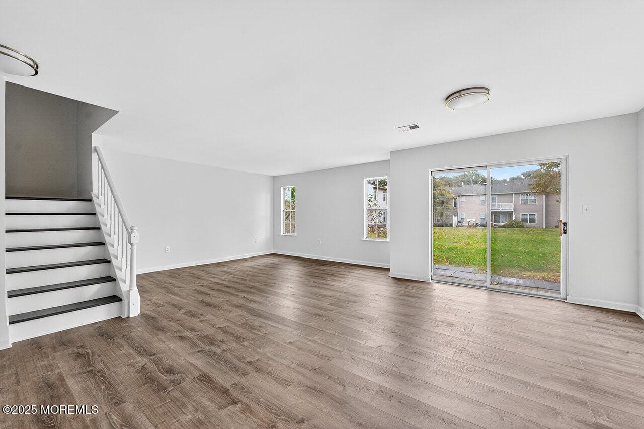 34 S Pointe Circle, Tinton Falls, NJ, 07753 image 6