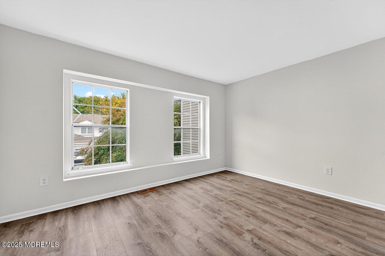 34 S Pointe Circle, Tinton Falls, NJ, 07753 image 12