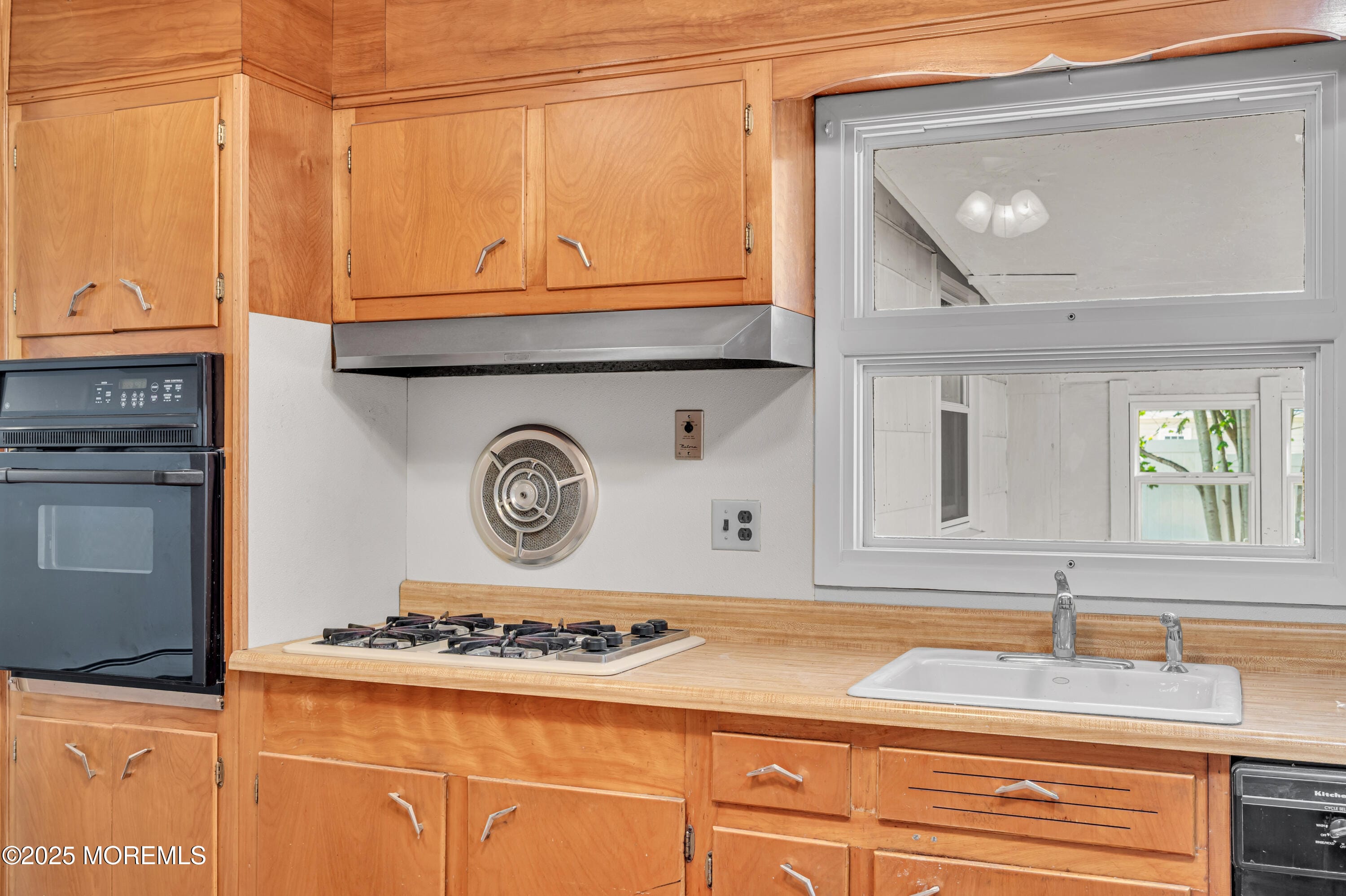 1037 Savannah Street, Toms River, NJ, 08753 image 13