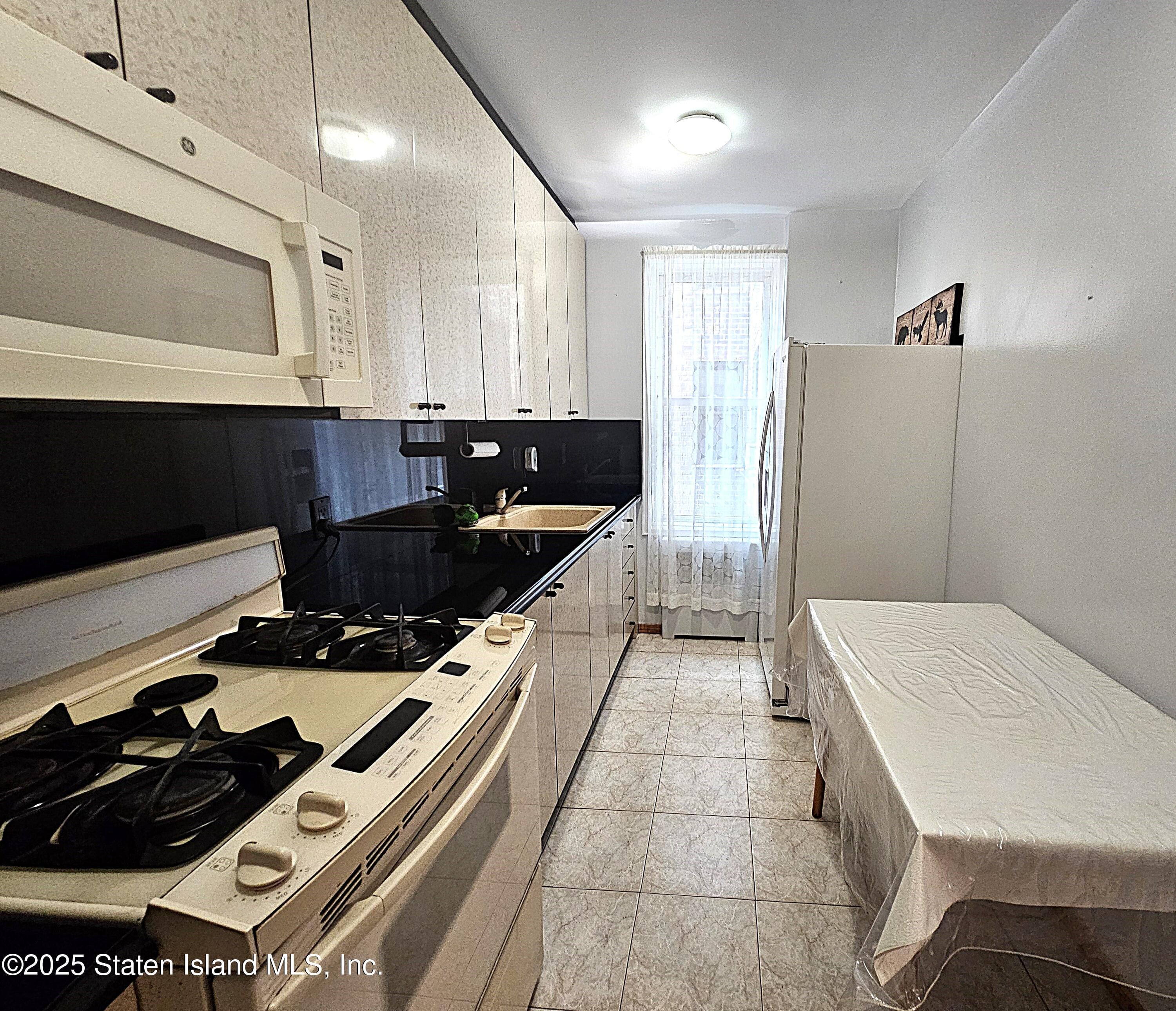 9040 Fort Hamilton Parkway 3k, Brooklyn, NY, 11209 image 15