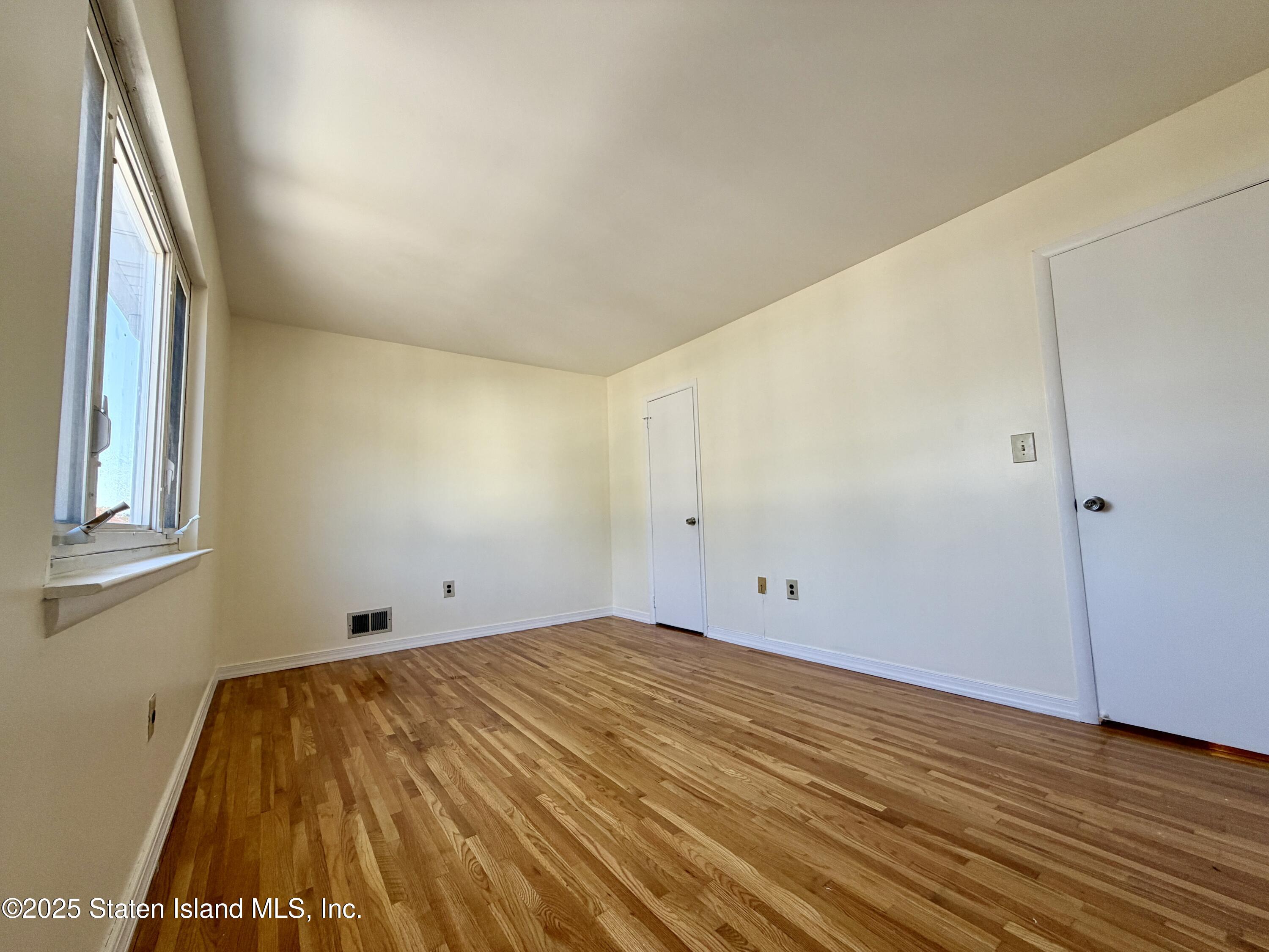 36 Carlyle Green, Staten Island, NY, 10312 image 13