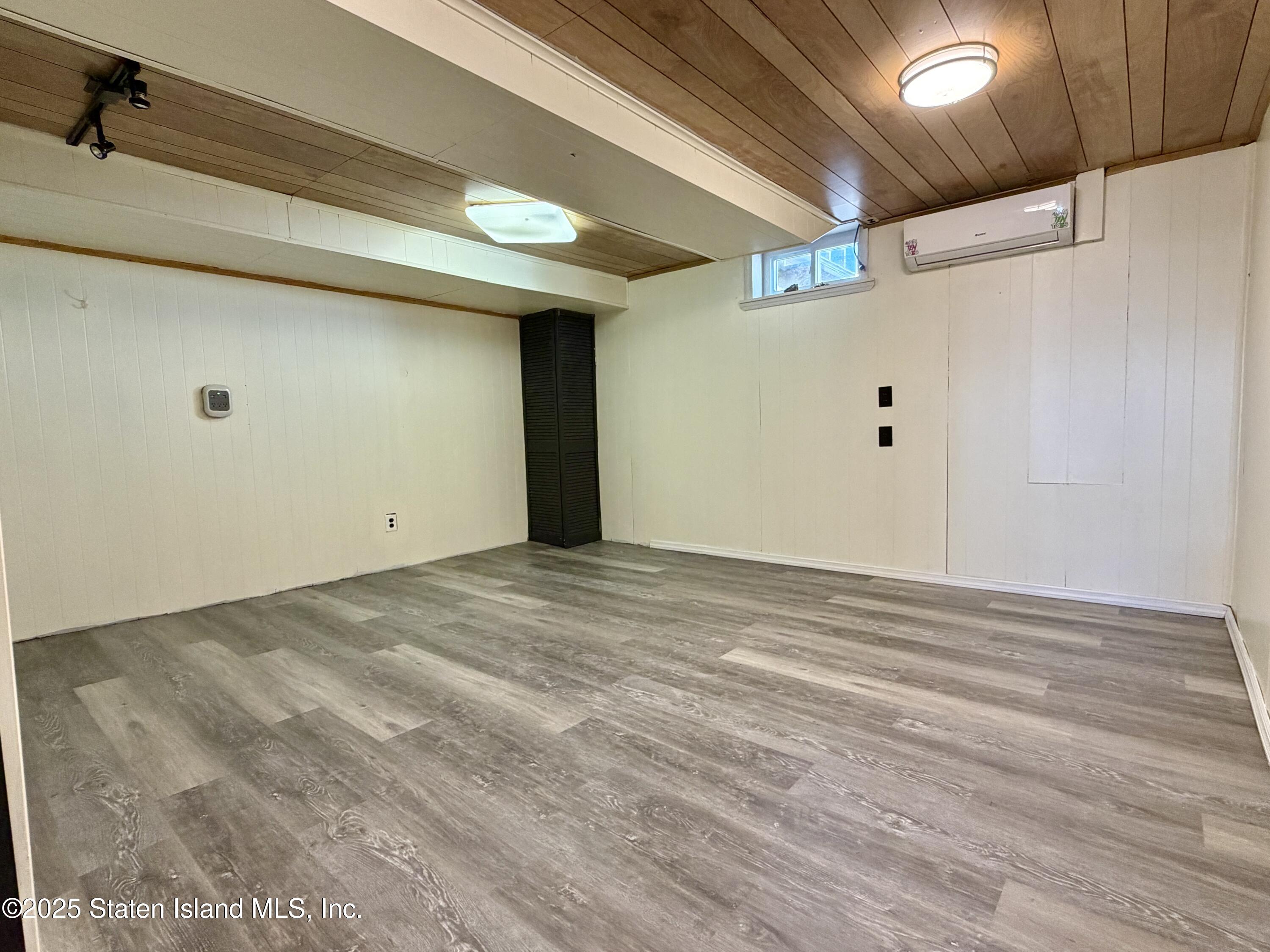 36 Carlyle Green, Staten Island, NY, 10312 image 16