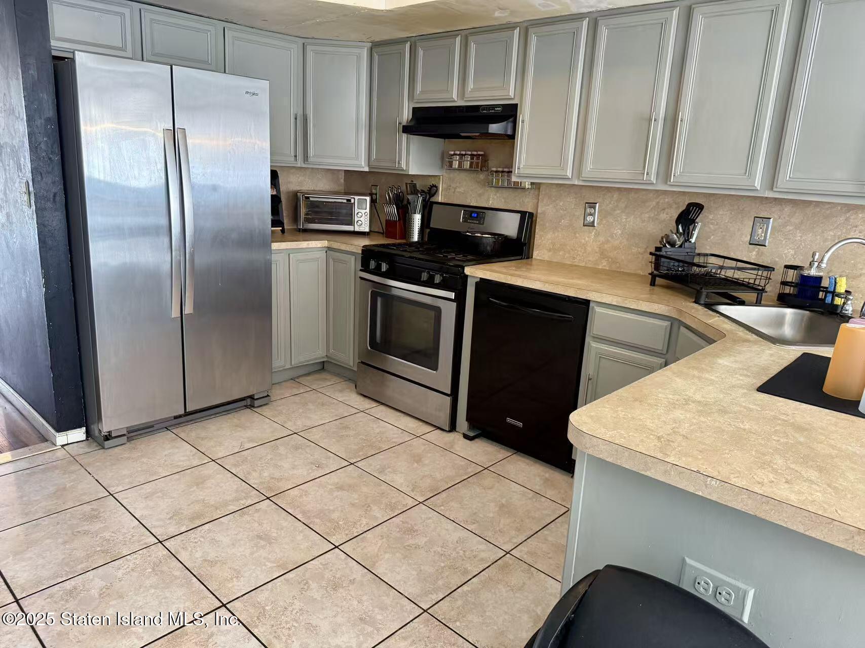 20 Tessa Court, Staten Island, NY, 10304 image 9