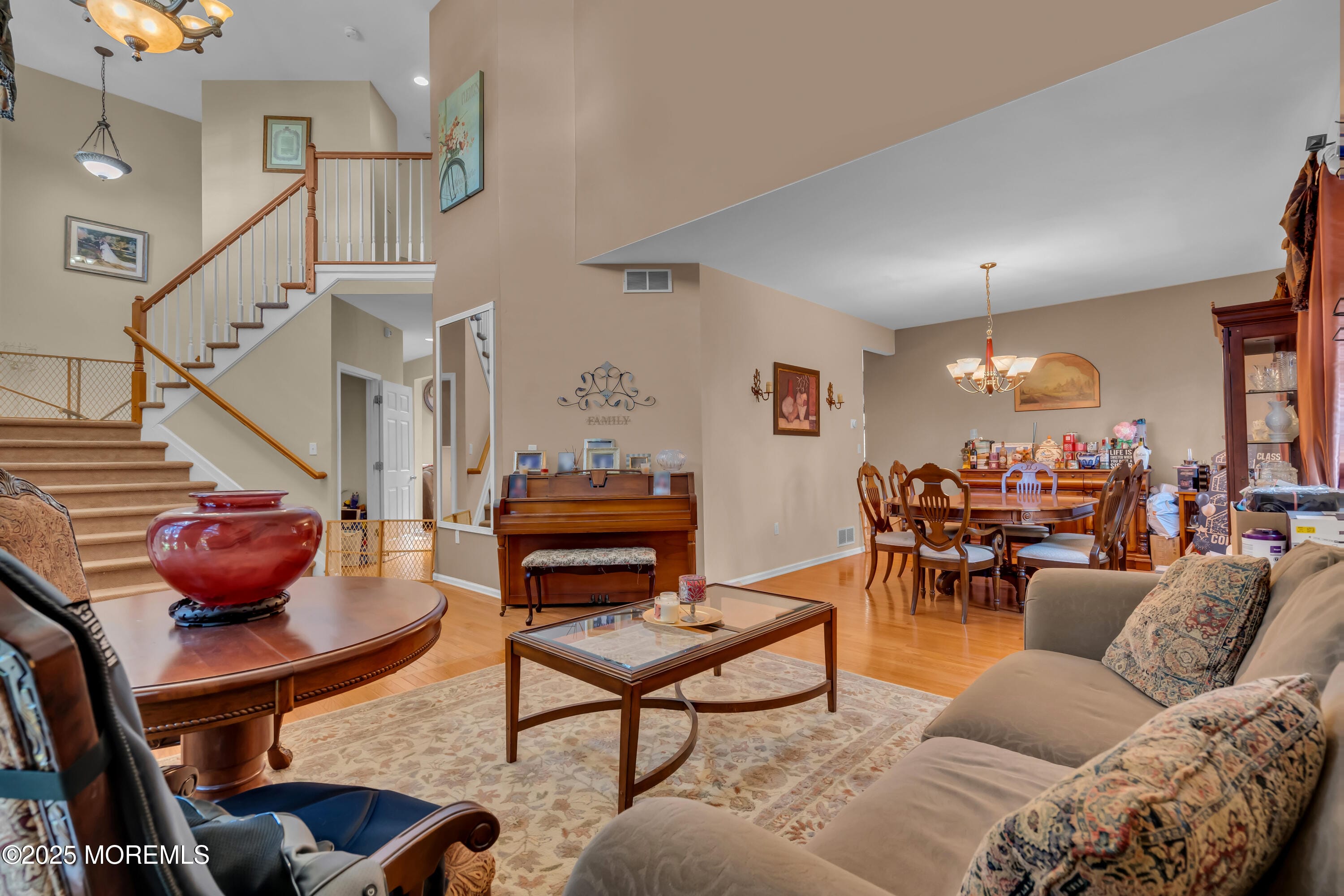 25 Greenwich Drive Image 4