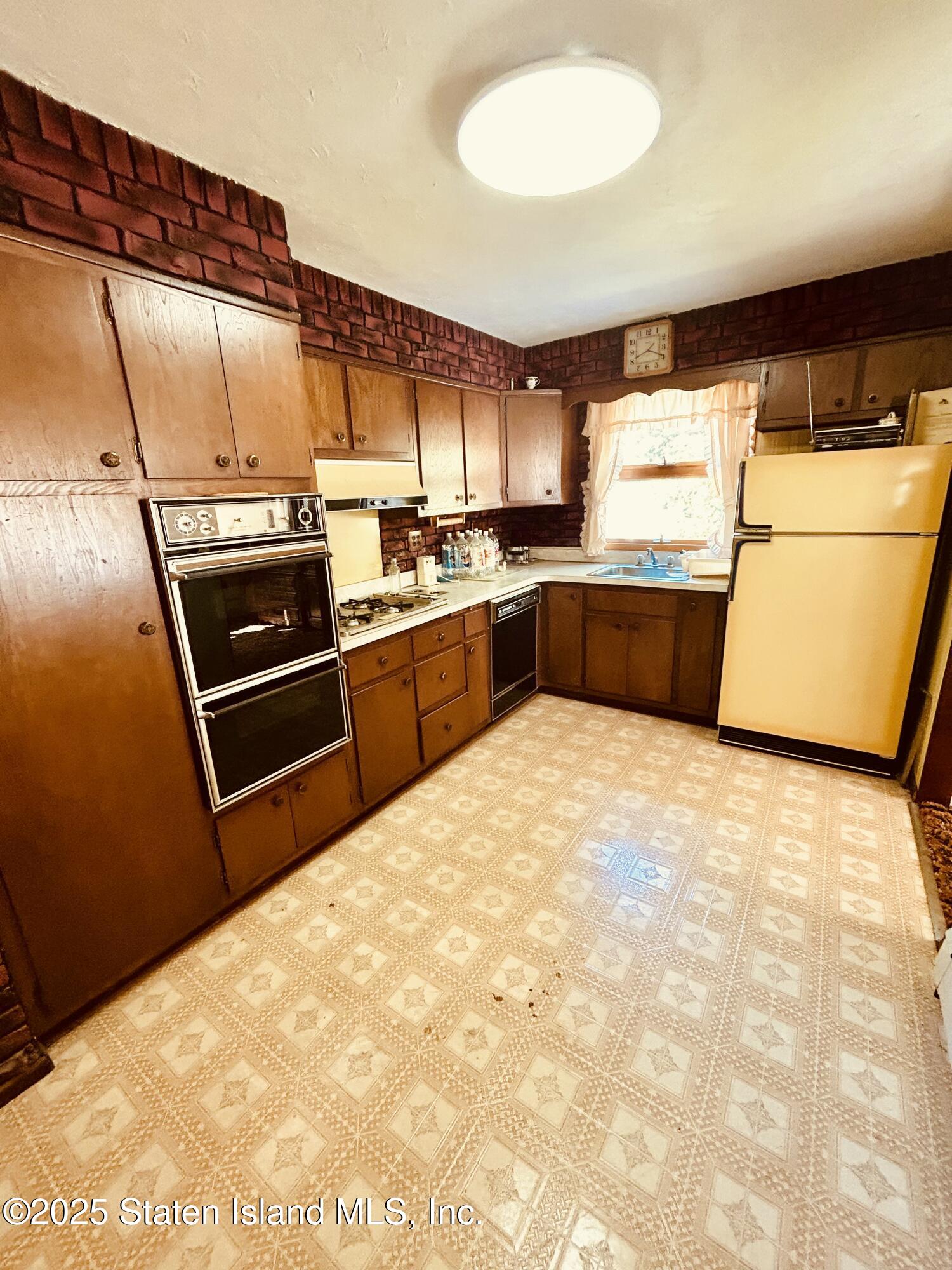 99 Elder Avenue, Staten Island, NY, 10309 image 10