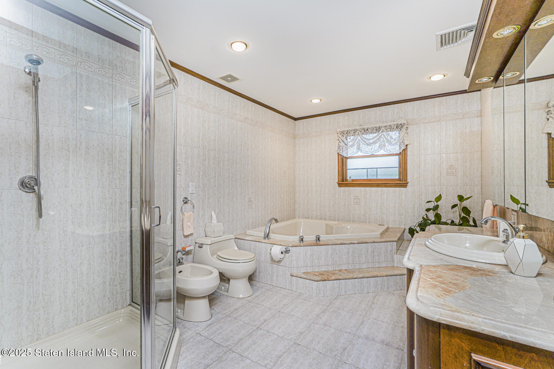 4826 Hylan Boulevard, Staten Island, NY, 10312 image 30