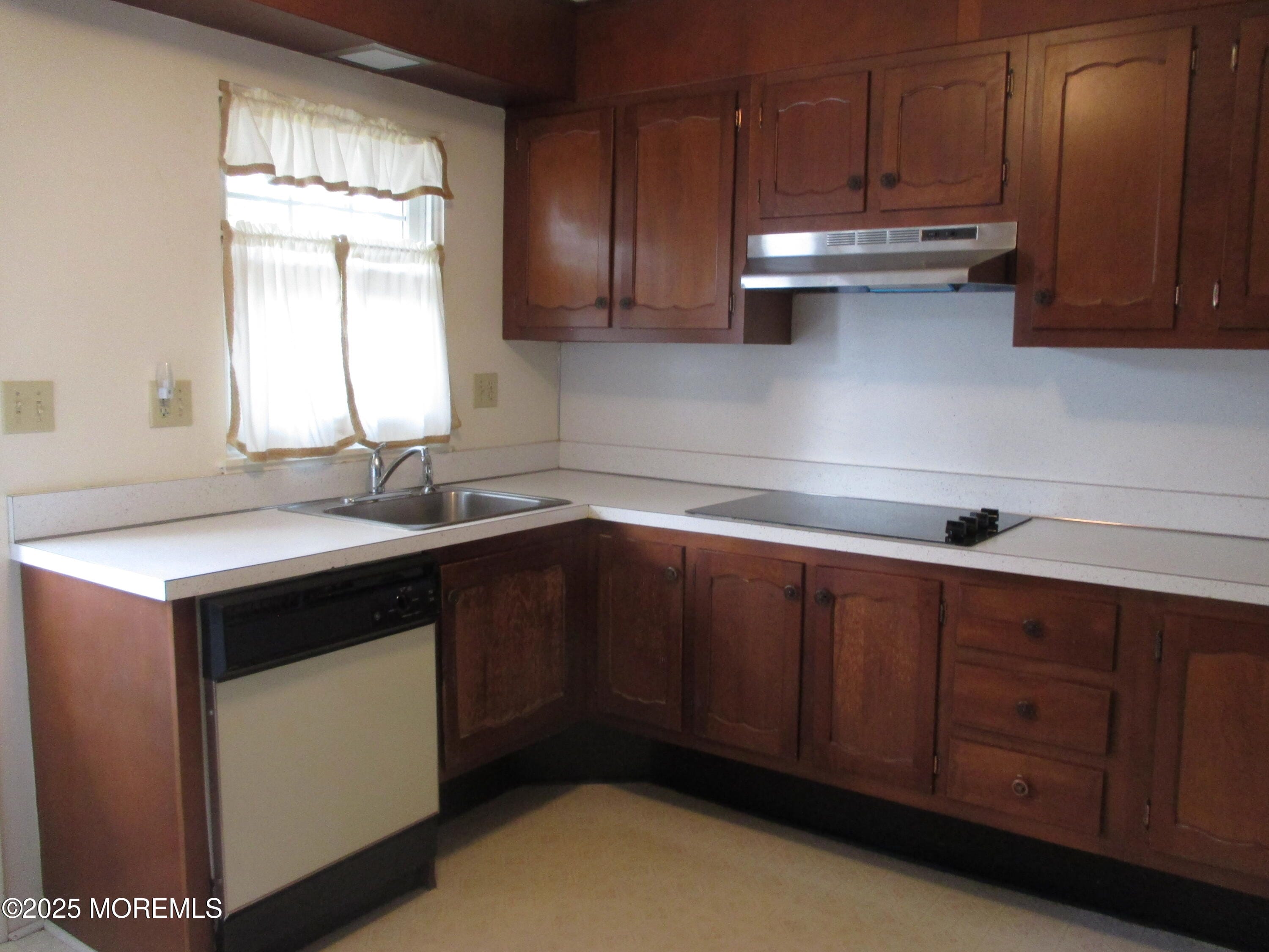 681B New Castle Court, Lakewood, NJ, 08701 image 9