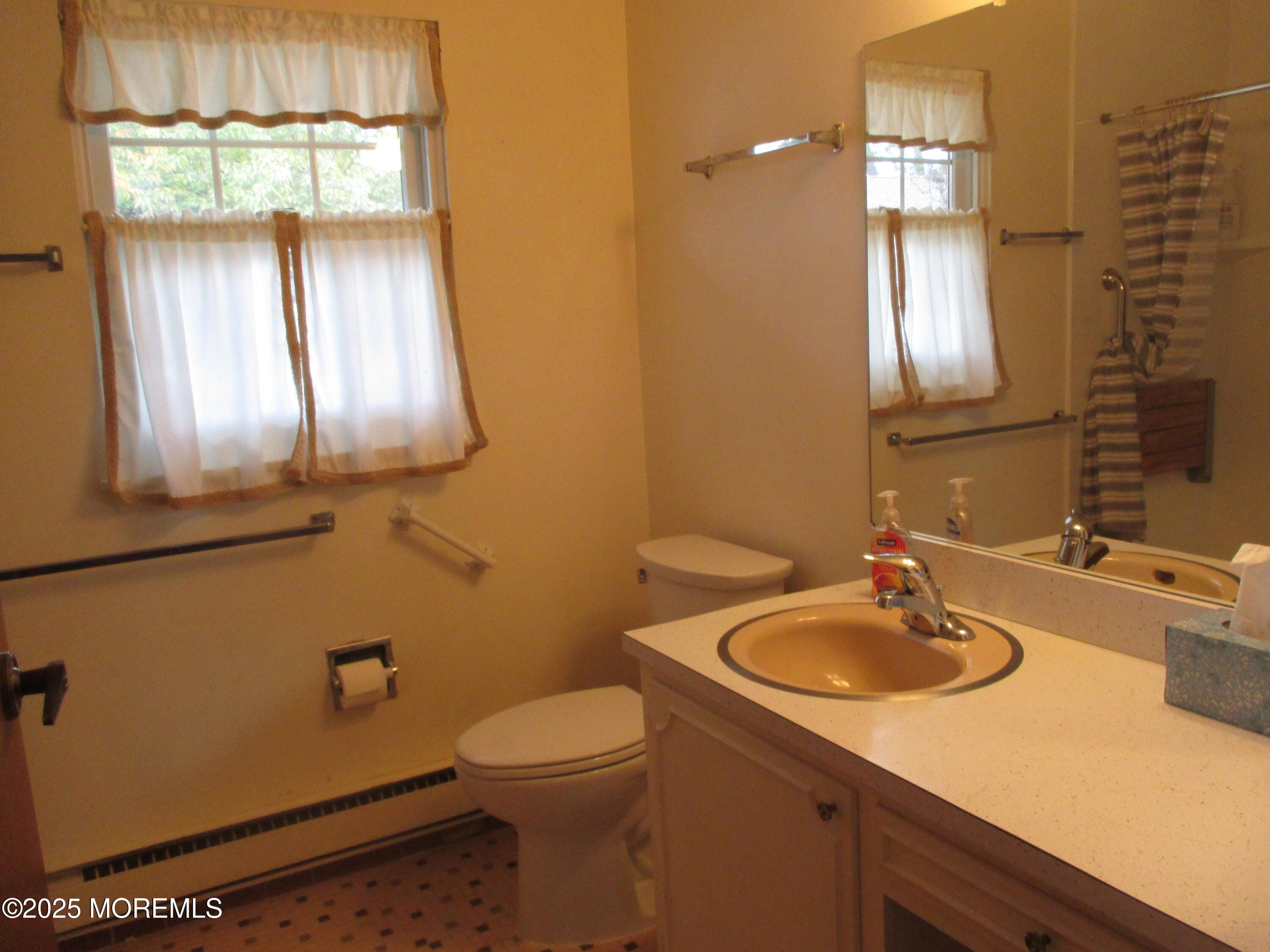 681B New Castle Court, Lakewood, NJ, 08701 image 15