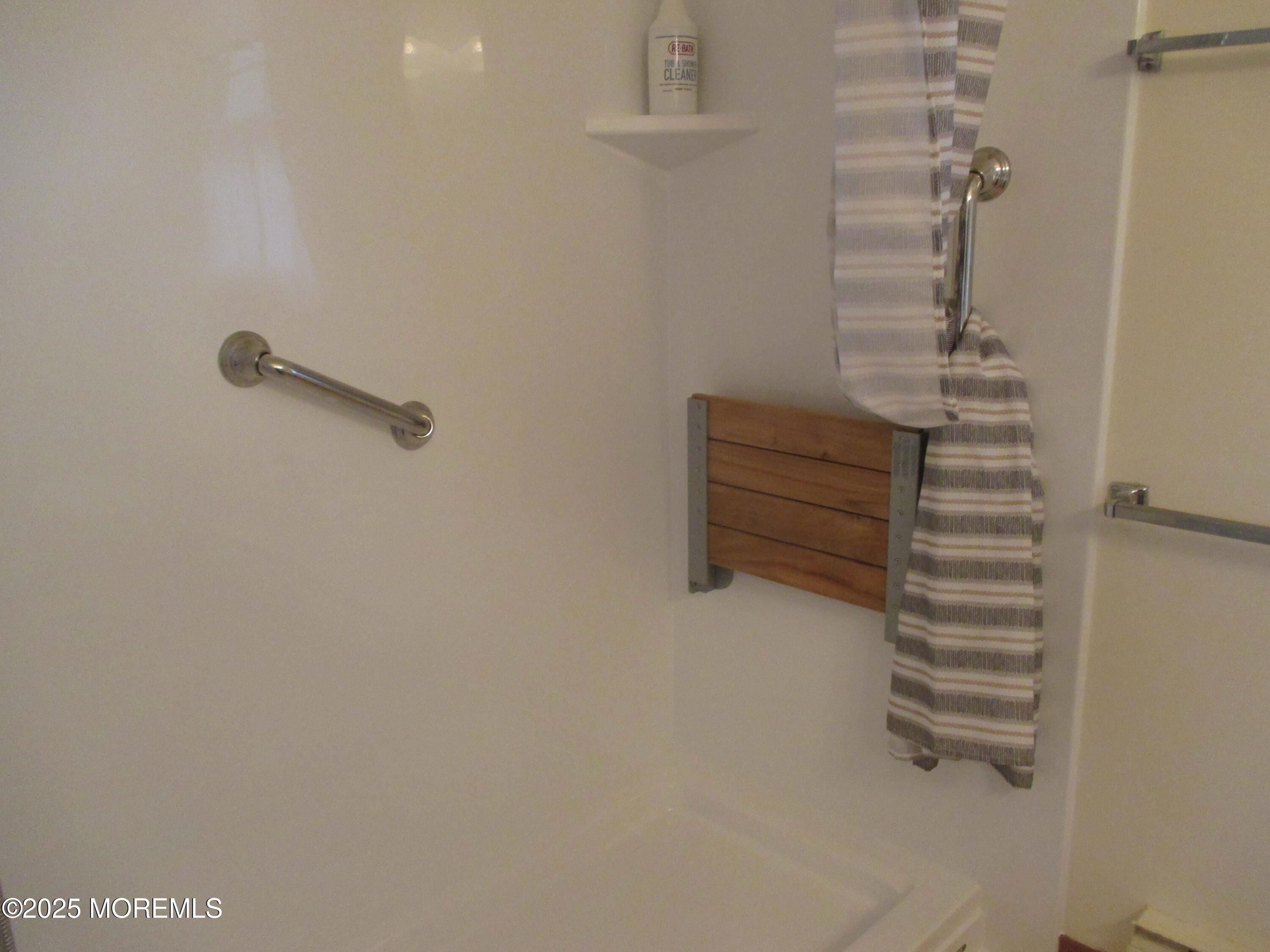 681B New Castle Court, Lakewood, NJ, 08701 image 16