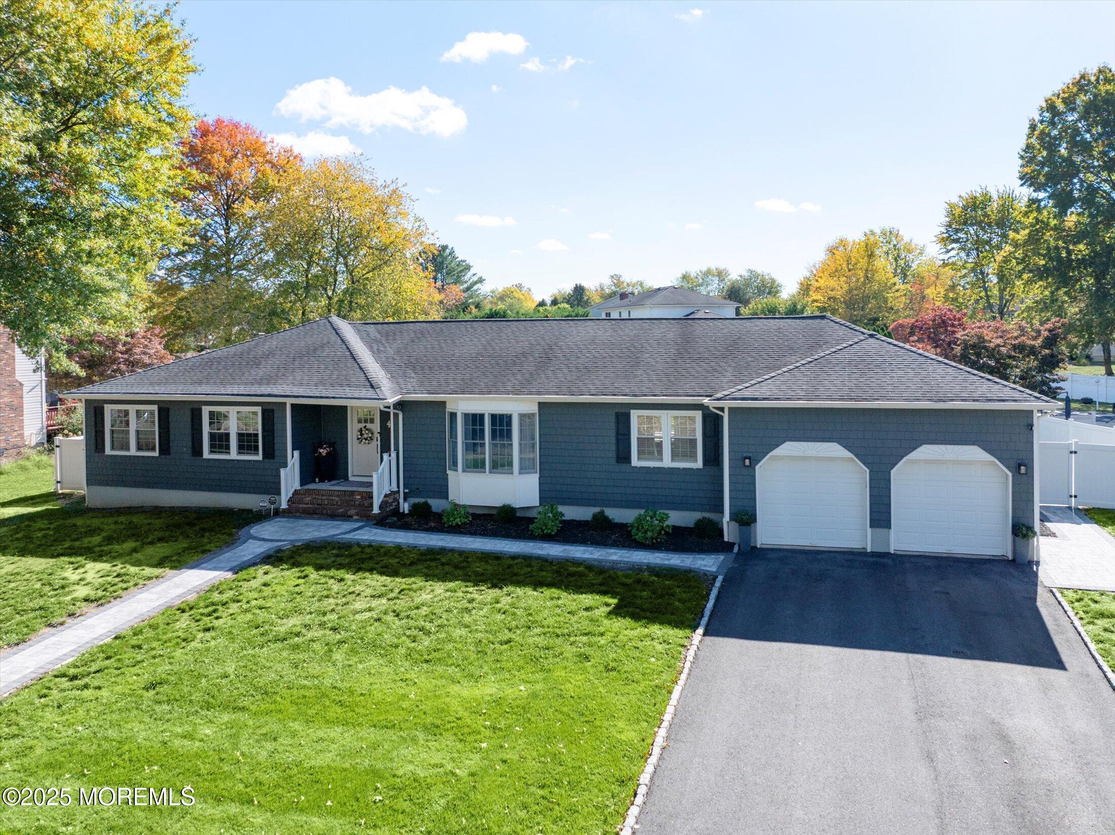 49 Rockwell Circle Image 2