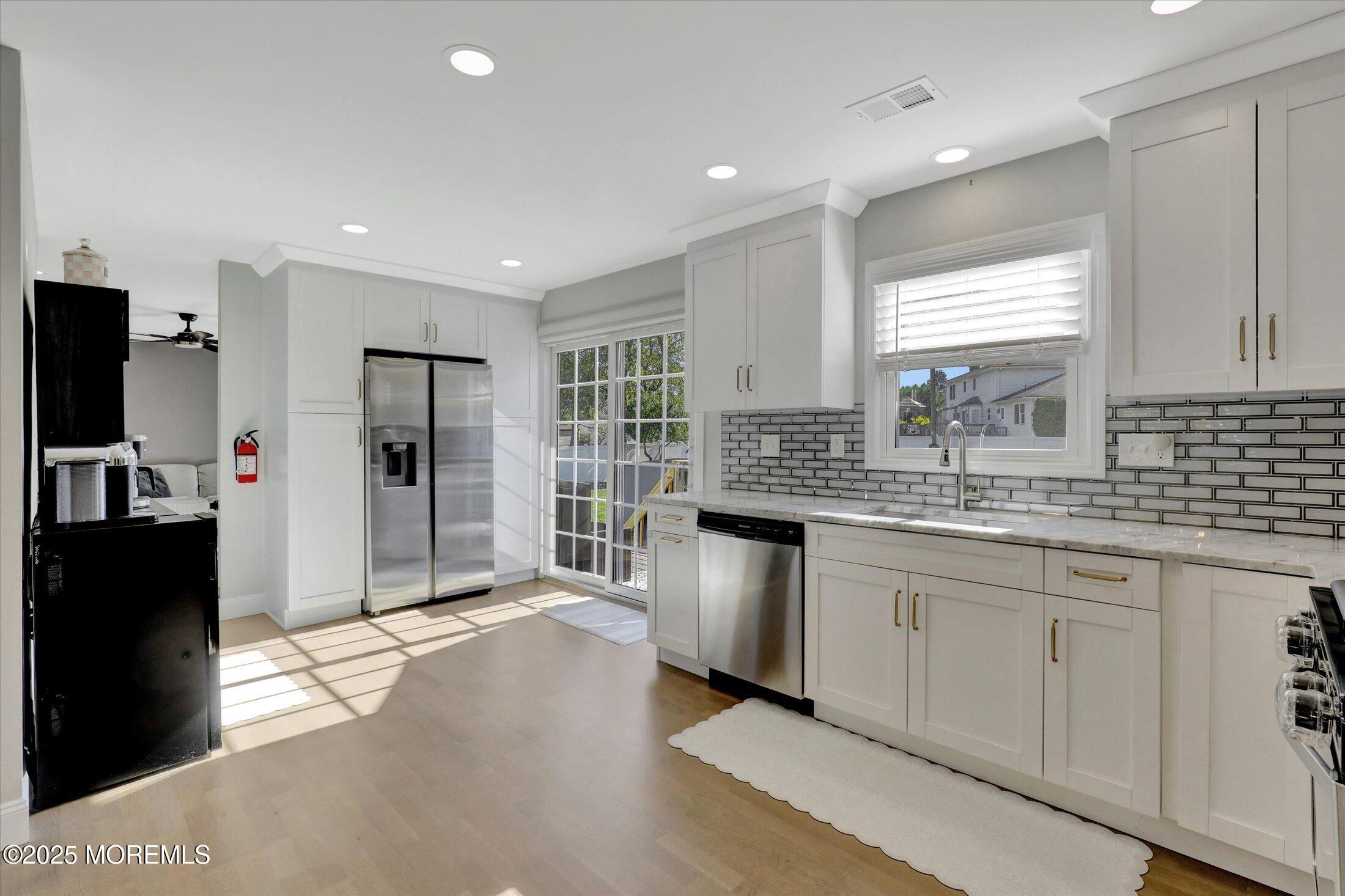 49 Rockwell Circle, Marlboro, NJ, 07746 image 17