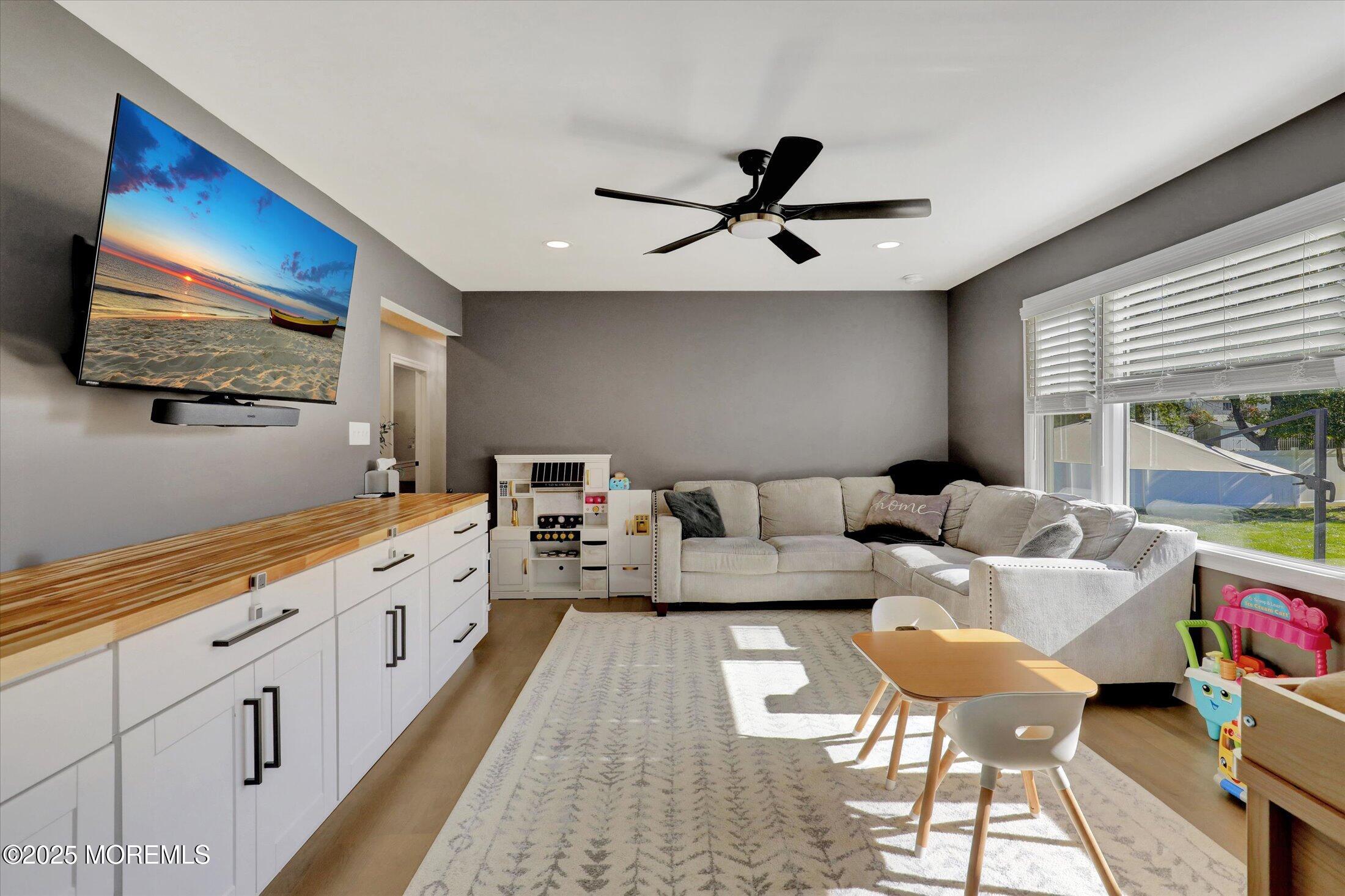 49 Rockwell Circle, Marlboro, NJ, 07746 image 20