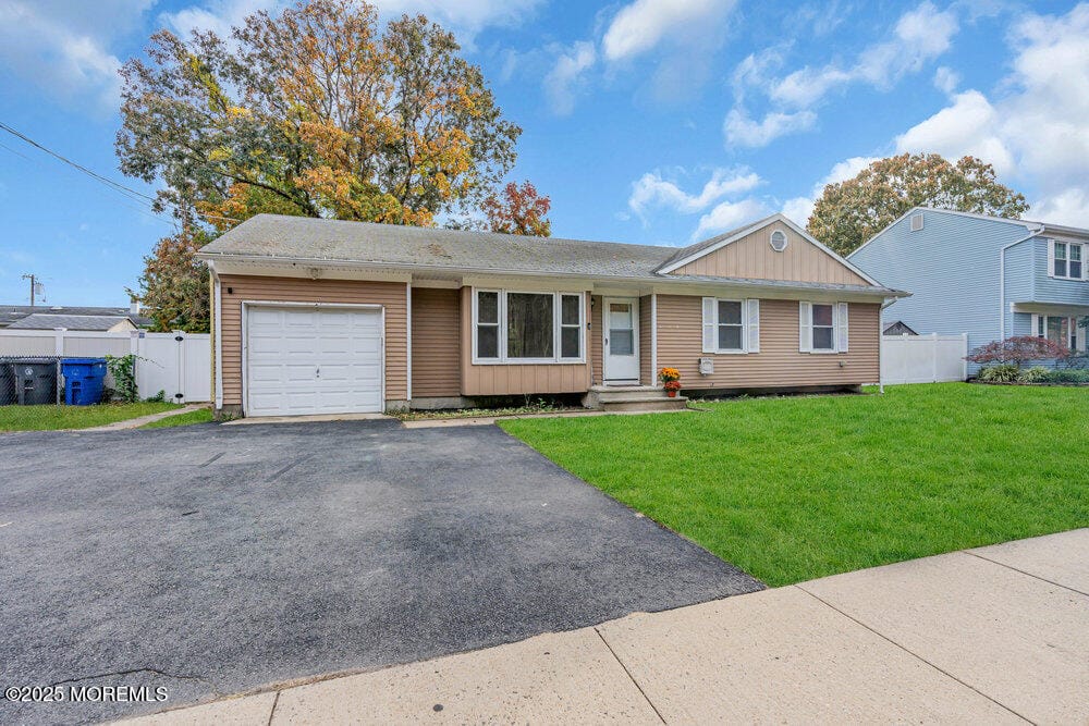 1309 Bay Avenue Image 4